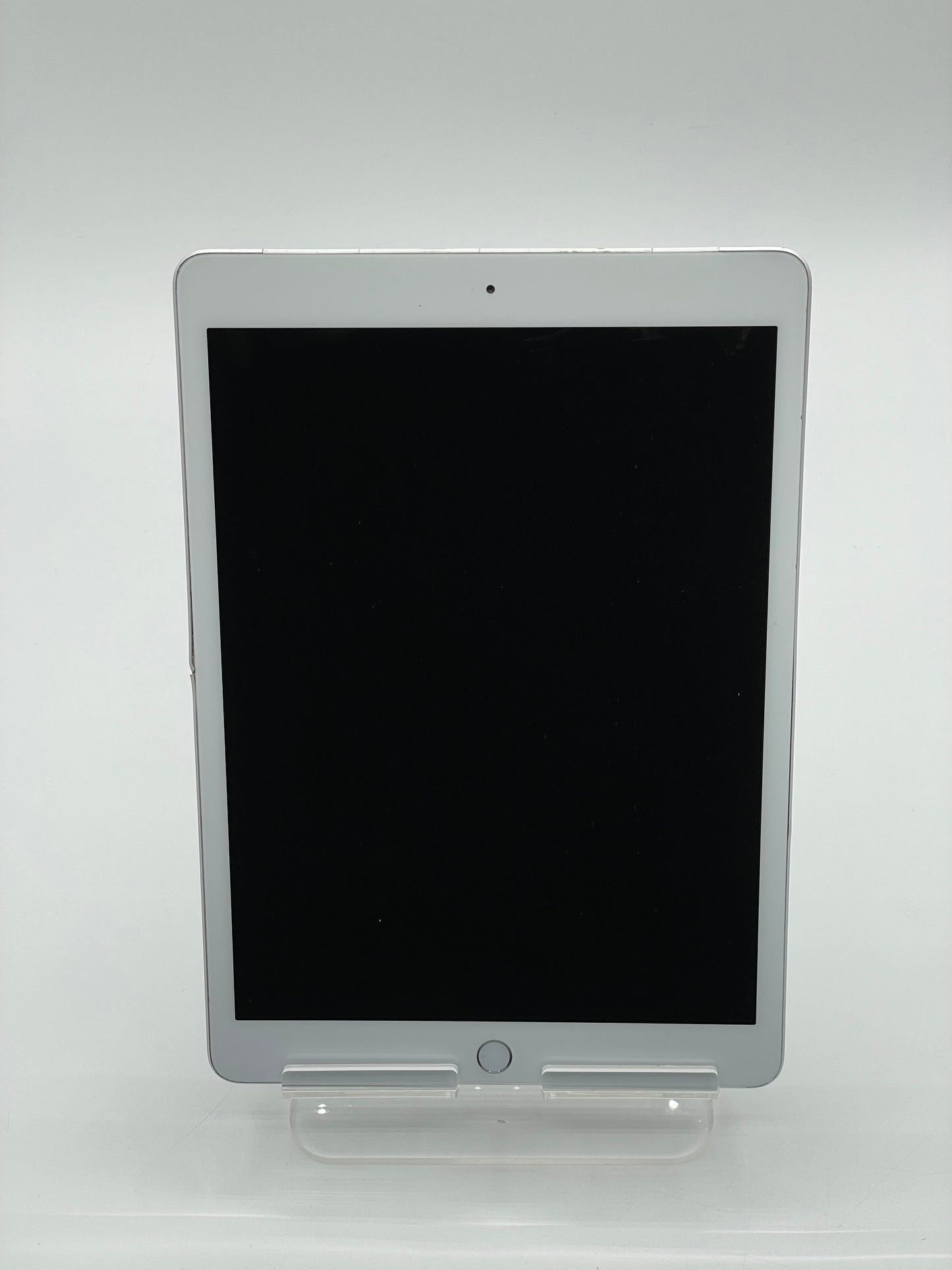 Unlocked Apple iPad (7th Gen) A2200 MW6X2LL/A 32GB - Silver READ