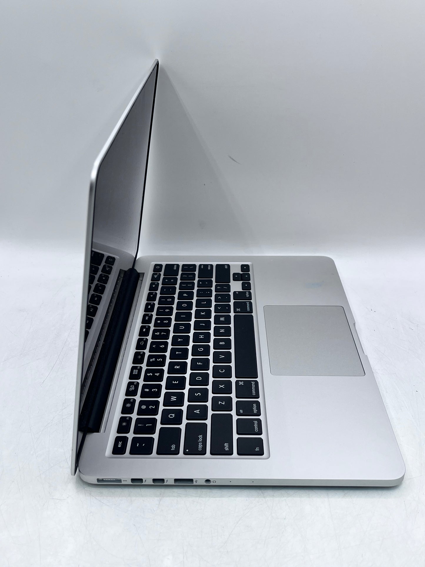 MacBook Pro Retina 13" A1425 2012 2.5ghz Intel i5 8GB 128GB - Silver 5 CYCLE COUNT