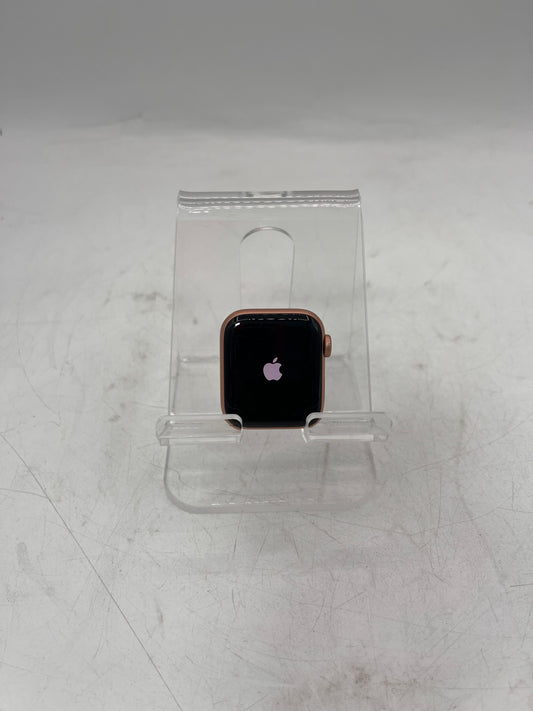 Apple Watch SE A2351 2020 40mm GPS Only Smart Watch - Black/Gold Aluminum