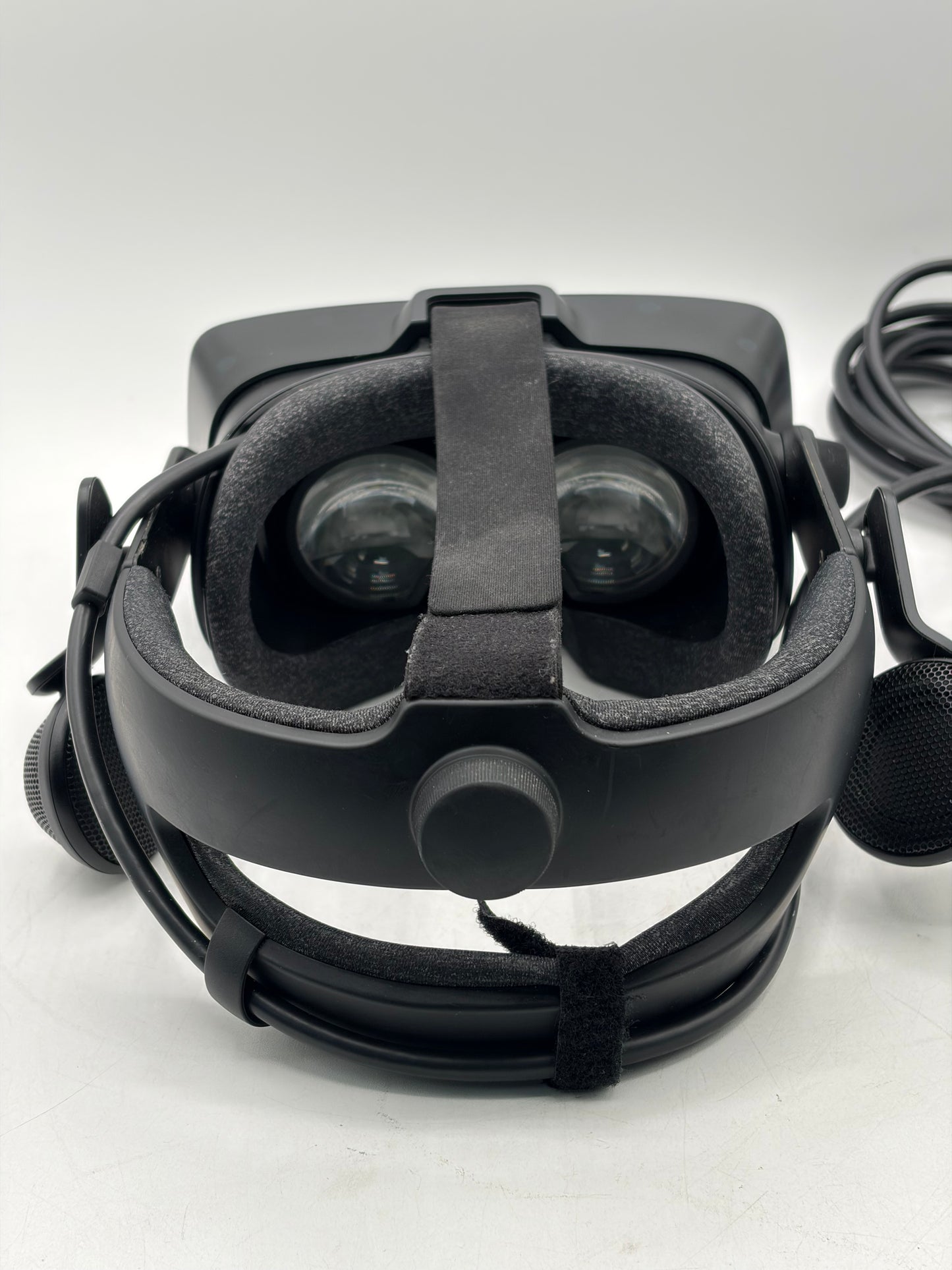 Valve Index PC and Console VR Gaming Headset Full Kit Model 1007 - Black READ