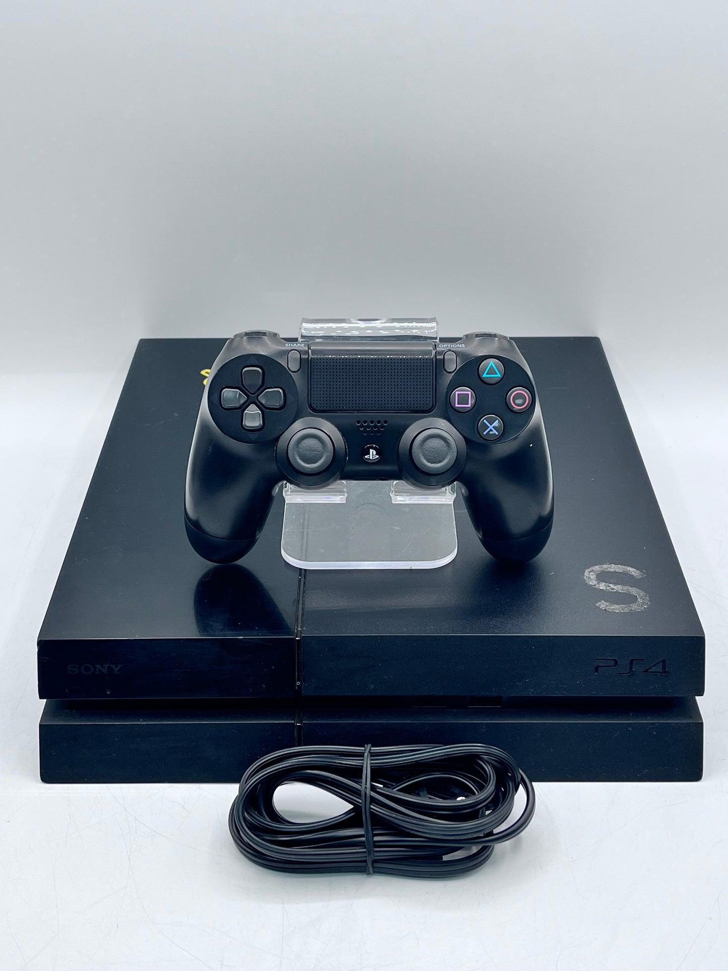 Sony PlayStation 4 (PS4) CUH-1001A Video Game System 500GB Black