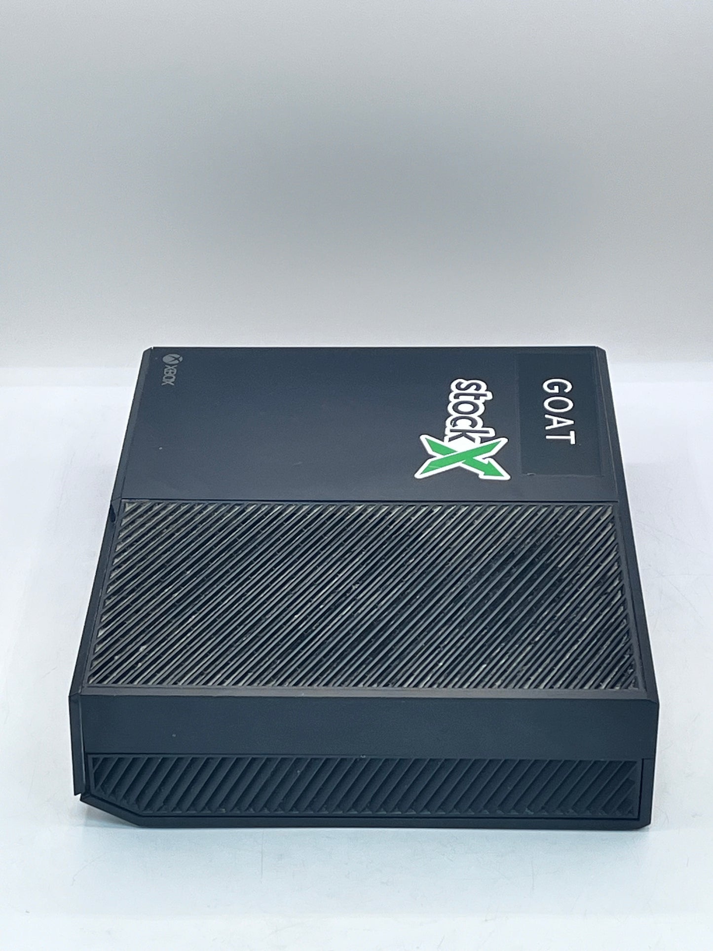 Used Microsoft Xbox One 2013 (Model: 1540) - 512GB