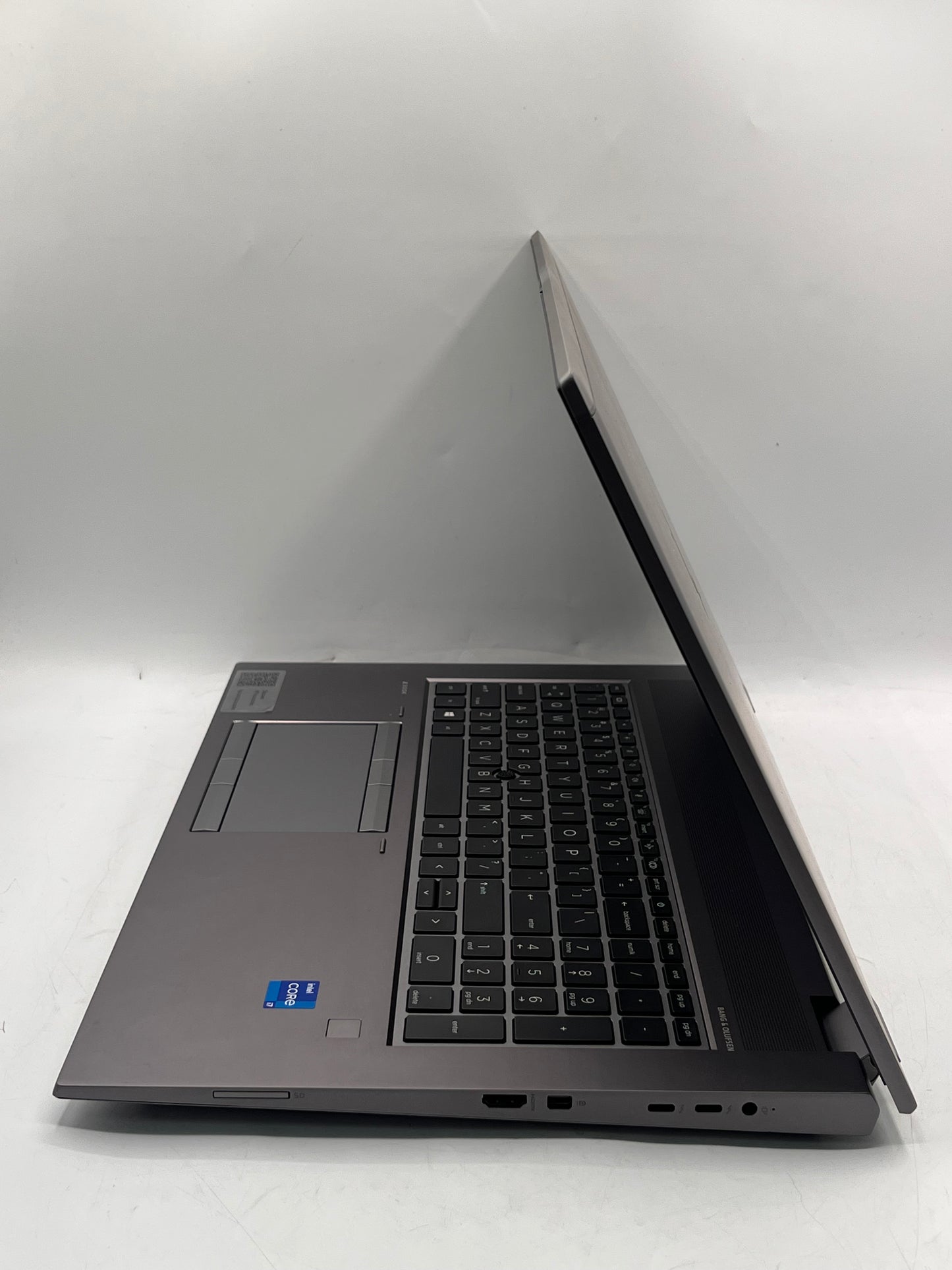 HP ZBook Fury G8 17.3" Core i7 11th Gen 32GB 512GB Laptop Gray