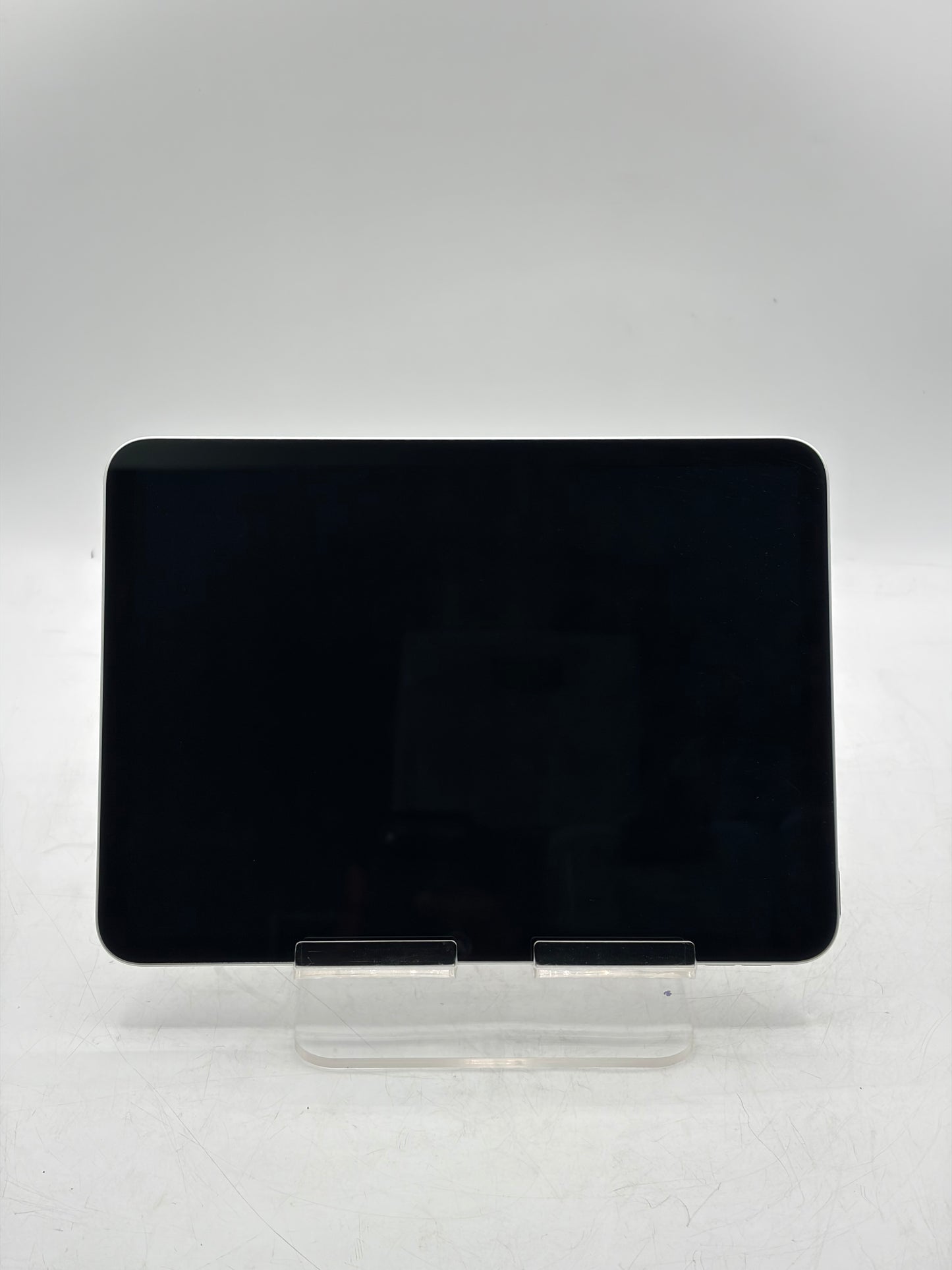 2025 Apple iPad (11th Gen) A3354 128GB Wi‑Fi Only Silver 100% Battery Health