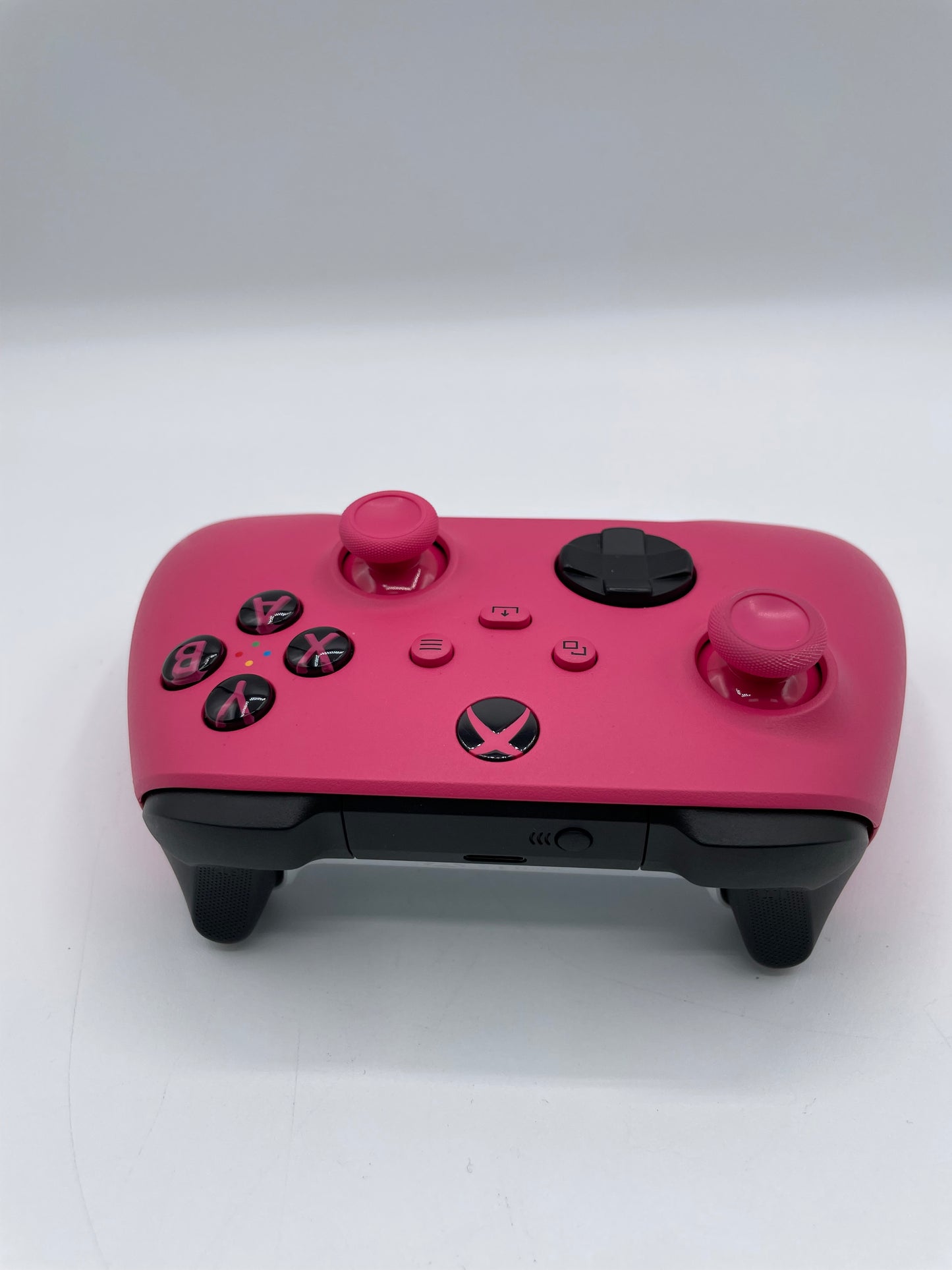 Microsoft QAU-00082 Wireless Controller for Xbox One/Series X - Deep Pink