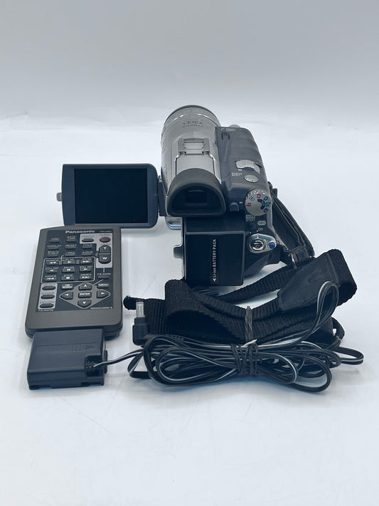 Panasonic 3CCD GS200 Camcorder - Silver