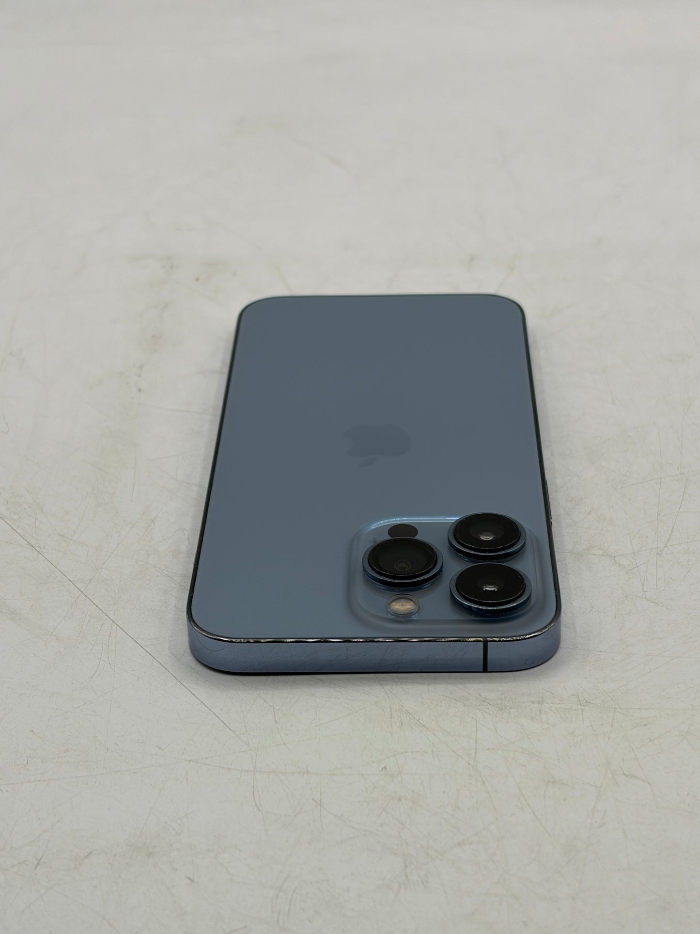 Unlocked Apple iPhone 13 Pro 128GB Blue A2483 MLTT3LL/A Service Battery