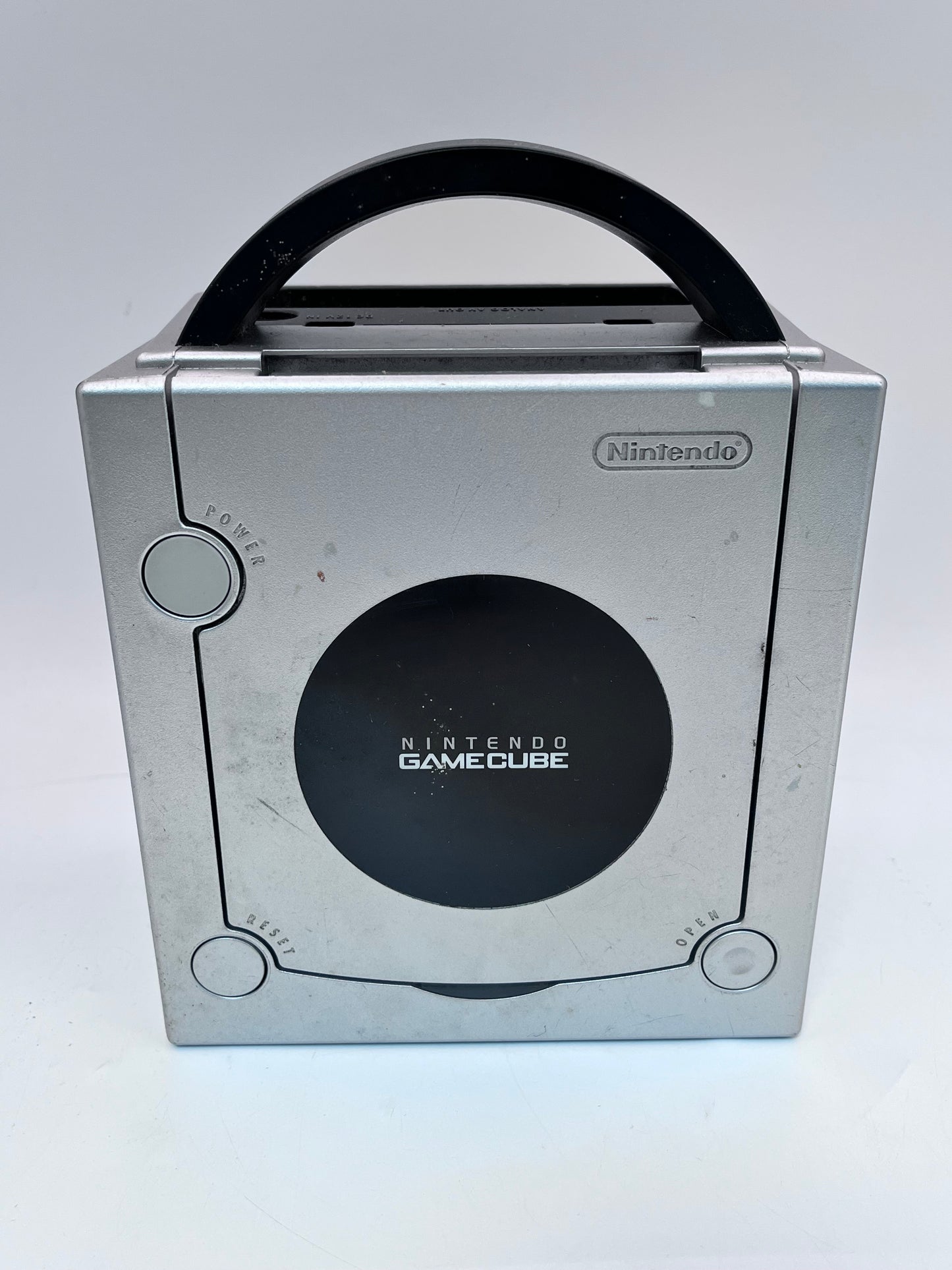 Nintendo Gamecube Platinum Silver DOL-101 - Tested & Working with Cables and 2 OEM controllers