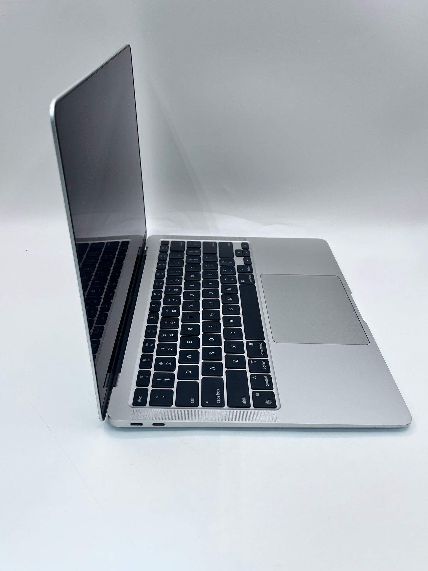 2020 Apple MacBook Air 13.3" M1 7C 8GB 256GB A2337 REMOTELY MANAGED