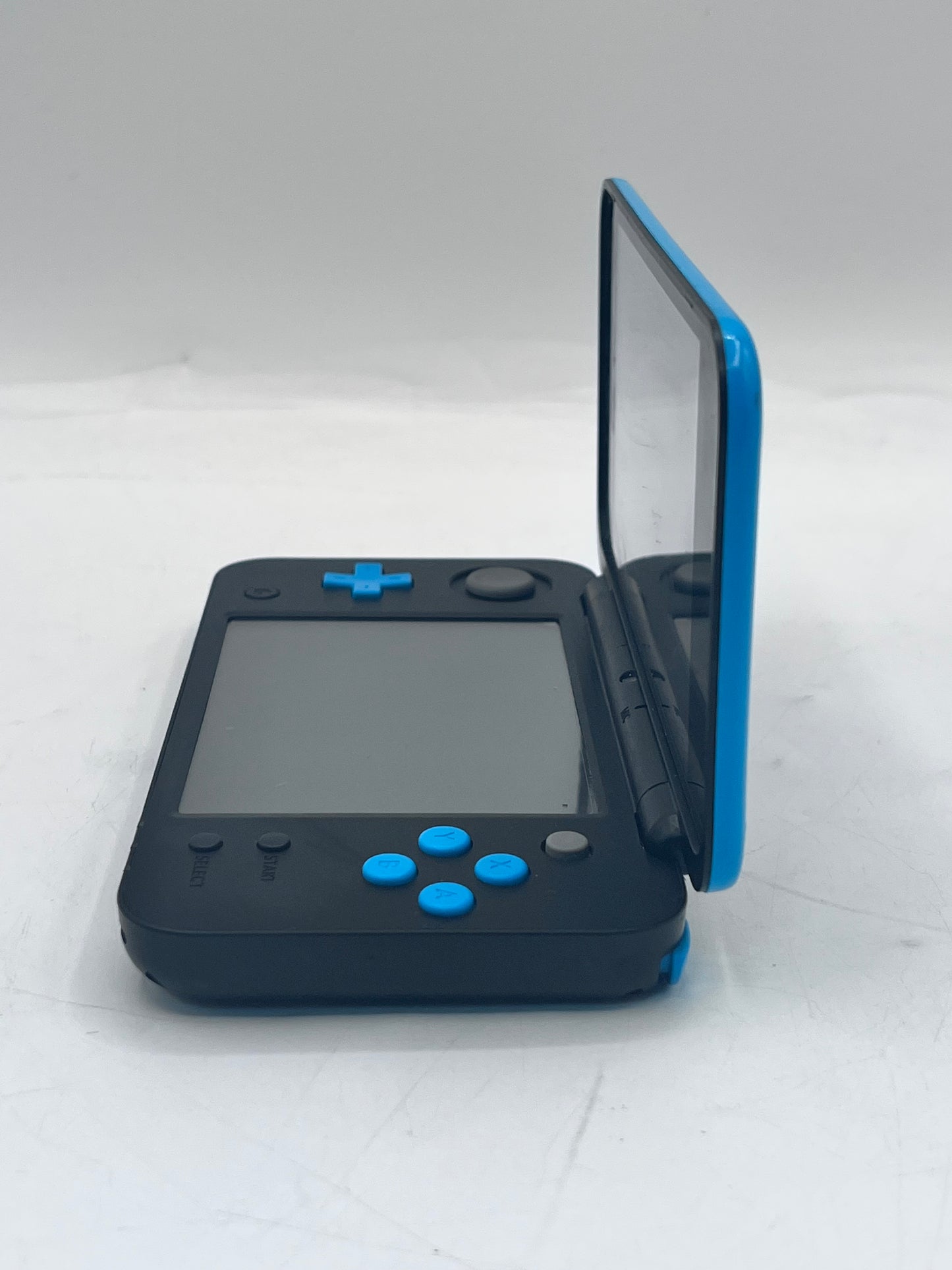 Nintendo 2DS XL JAN-001 2017 Video Game System - Black/Turquoise