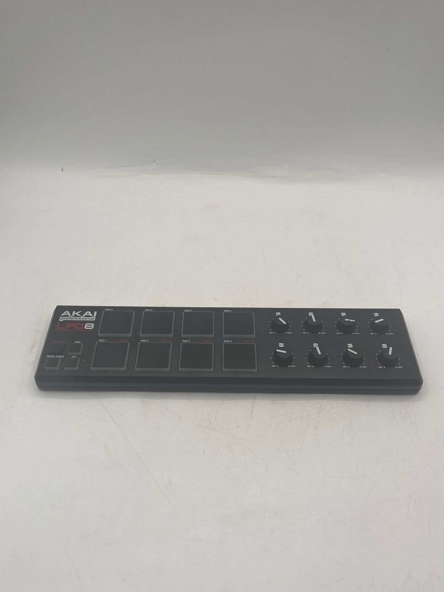 Akai Professional LPD8 Laptop Pad USB Midi Controller w/o Cable (Tested Working)