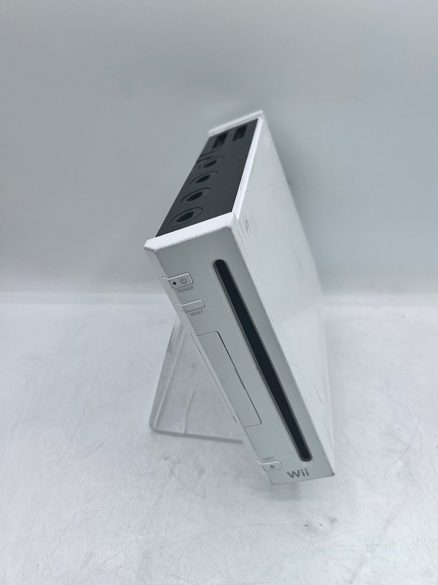 Nintendo Wii (RVL-001) Video Game System 2006 Wi-Fi Capability - White