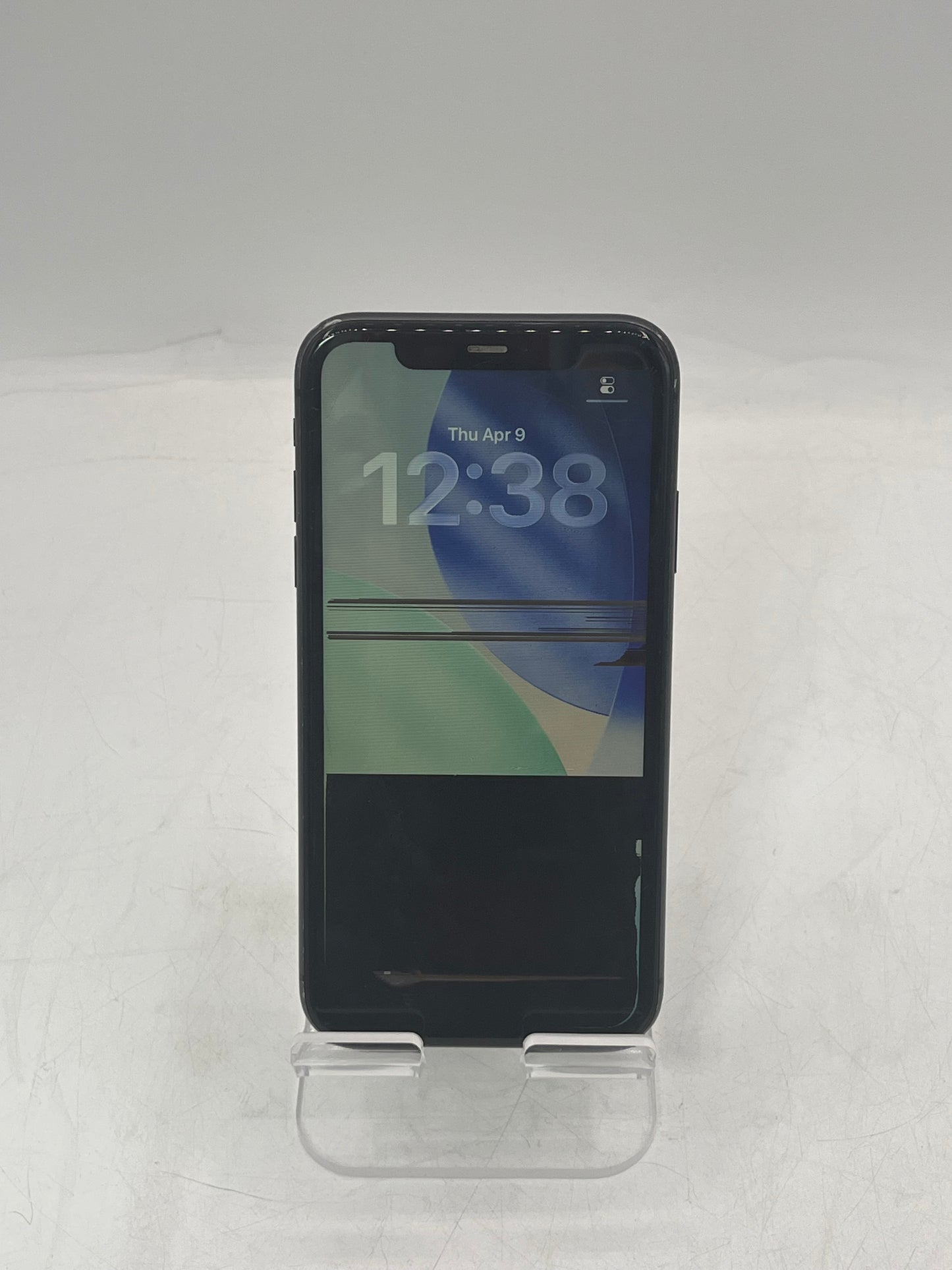 Unlocked Apple iPhone 11 MWHT2LL/A A2111 64GB Black BROKEN