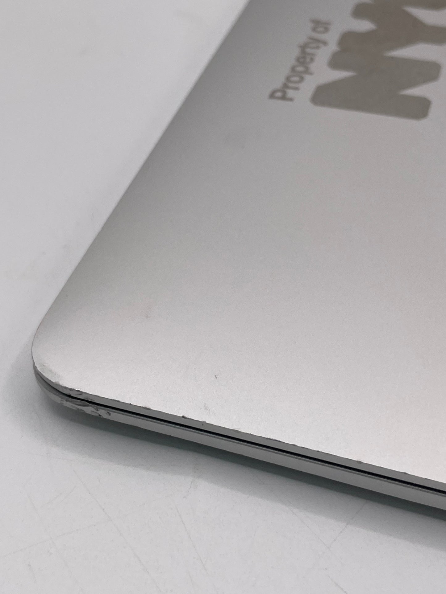 2020 Apple MacBook Air 13.3" M1 7C 8GB 128GB A2337 REMOTELY MANAGED