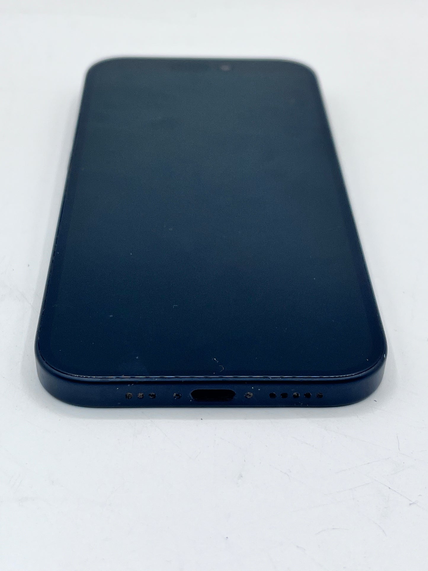Unlocked Apple iPhone 15 6.1" MTM43LL/A A2846 256GB Black 97% BH