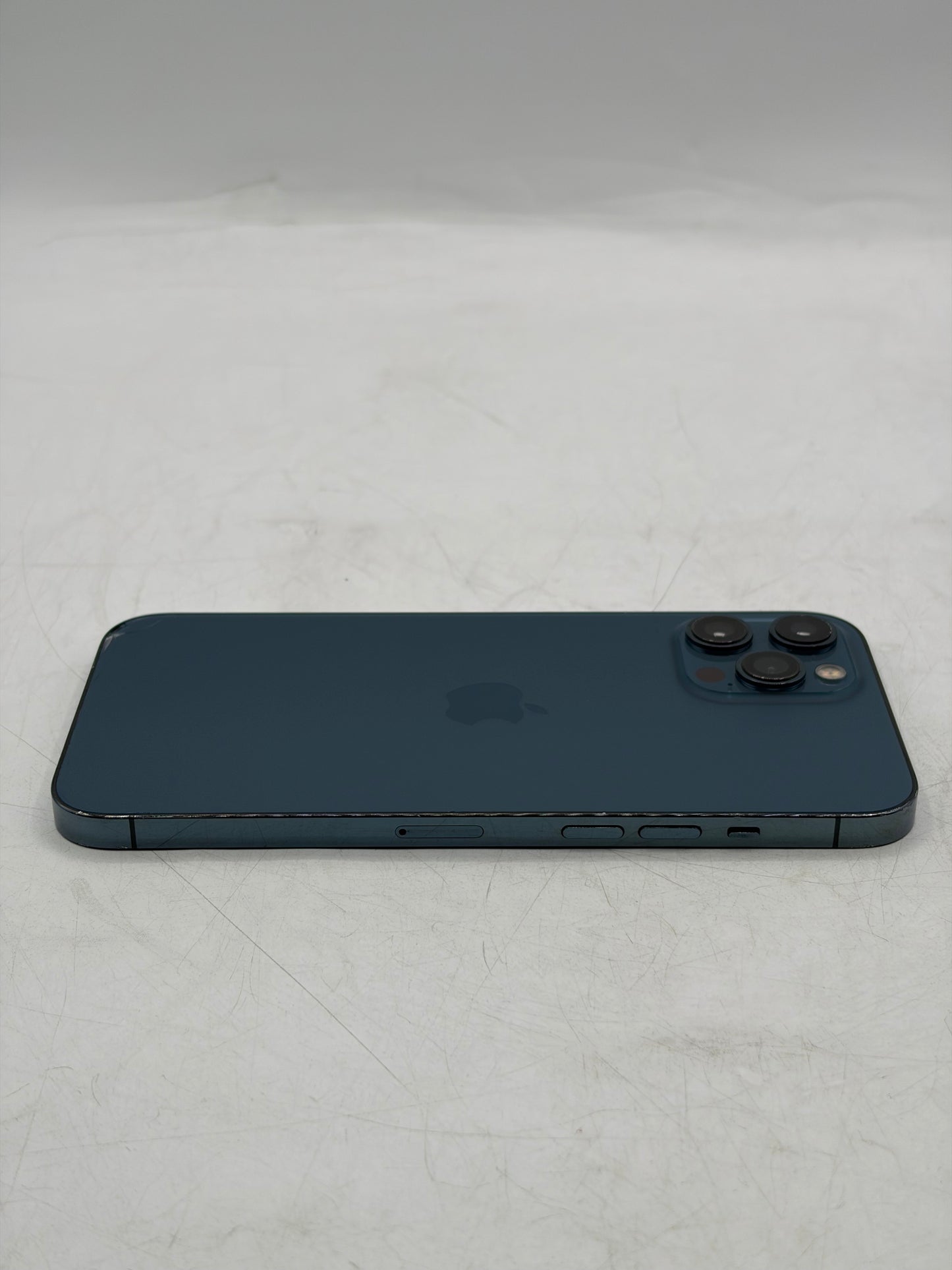 Unlocked Apple iPhone 12 Pro Max 128GB Blue A2342 MGCJ3LL/A READ