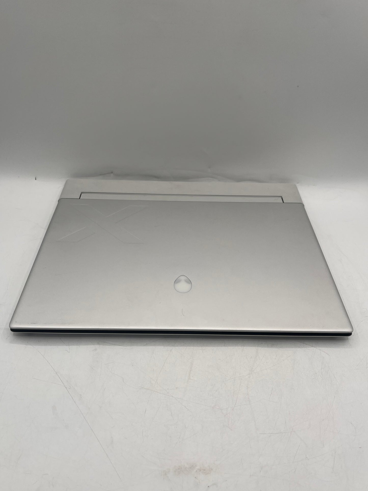 Alienware X14 R2 14" i7-13620H 2.4GHz 32GB RAM 1TB SSD GeForce RTX 4060 Silver
