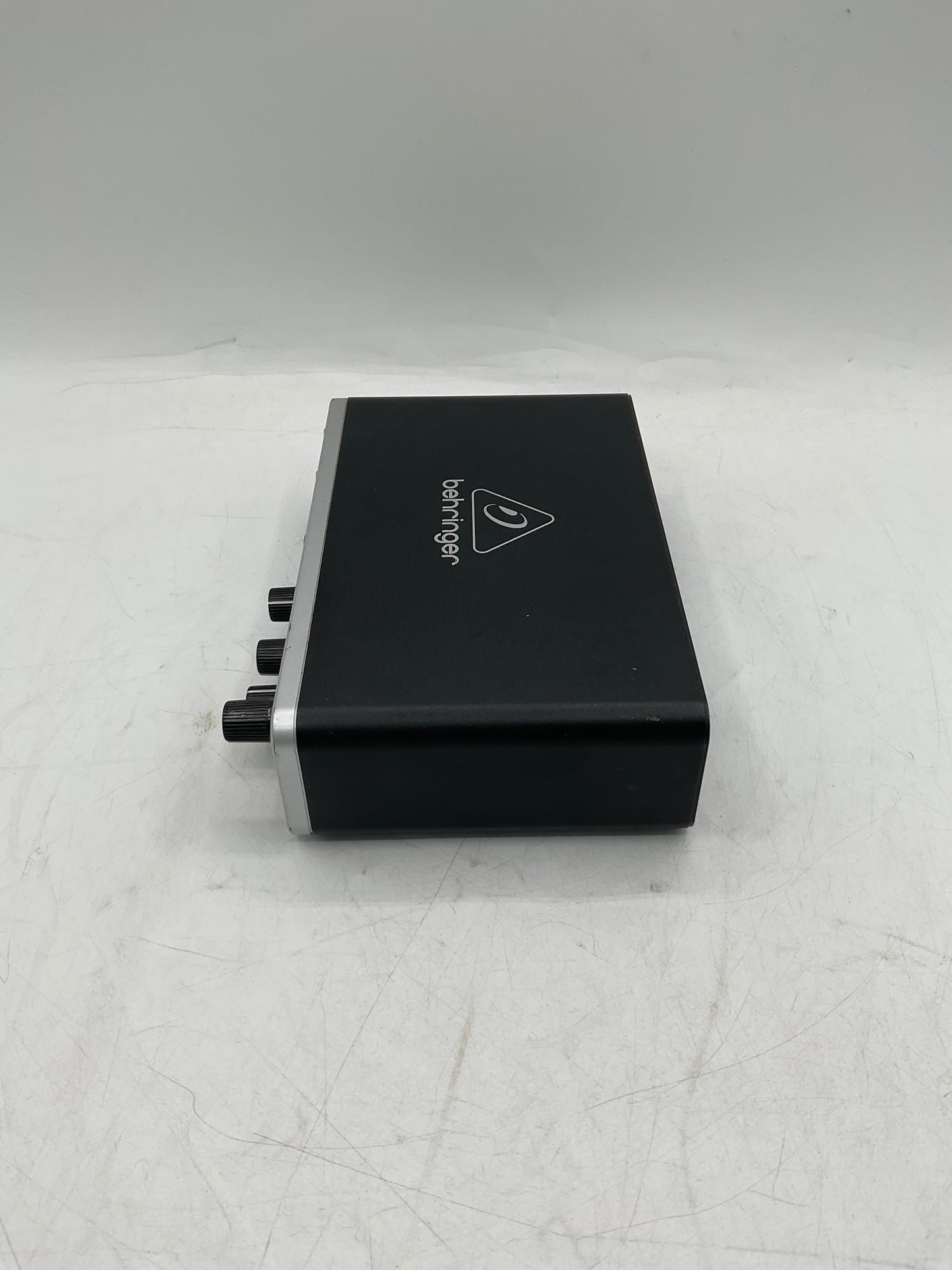 BEHINGER U-Phoria UMC202HD USB Audio Interface 2x2 24-Bit 192kHz Black