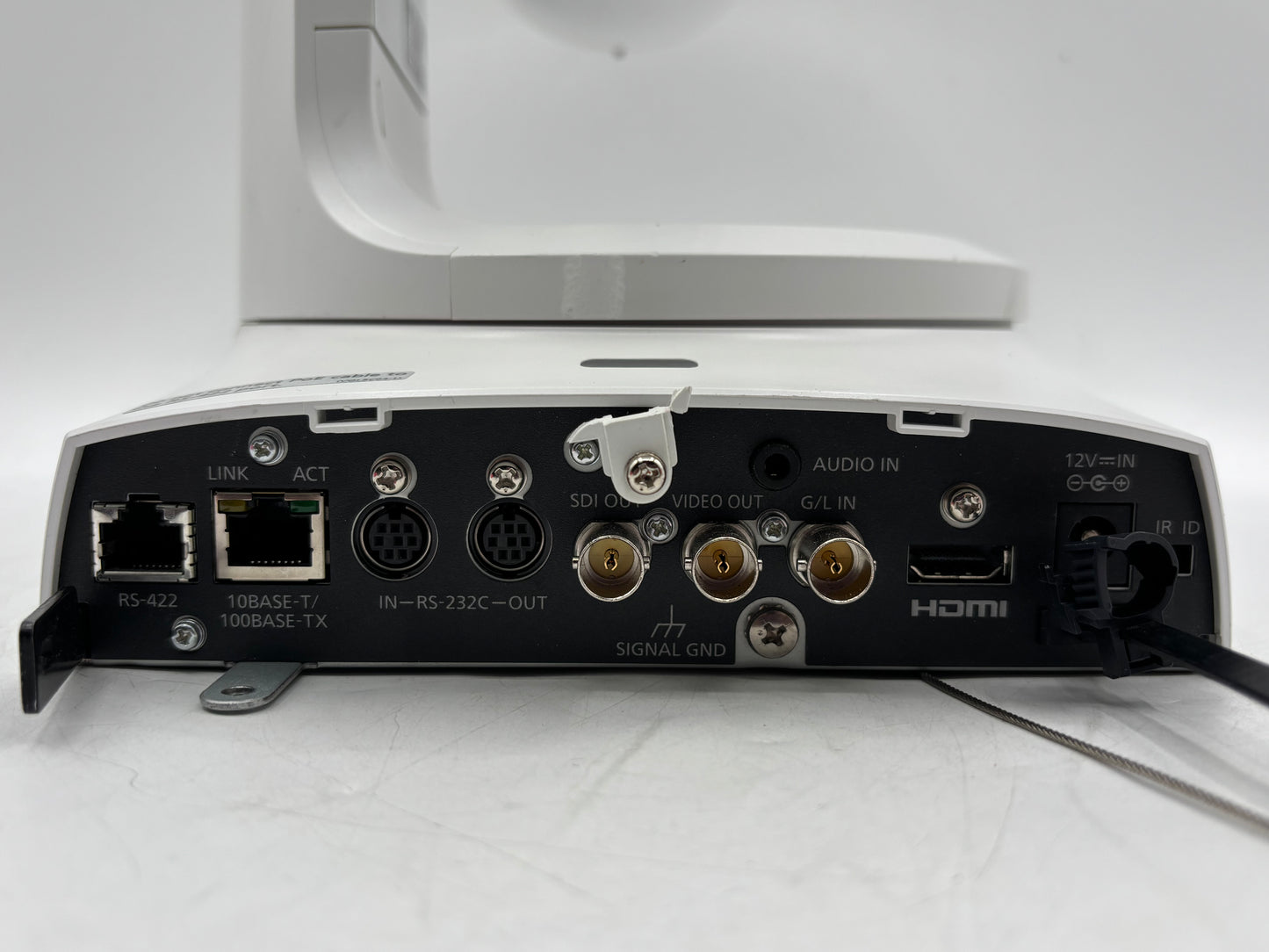 Panasonic AW-HE130WP 3G-SDI/HDMI/IP POE+ 3MOS HD PTZ Camera (AW-HE130) White