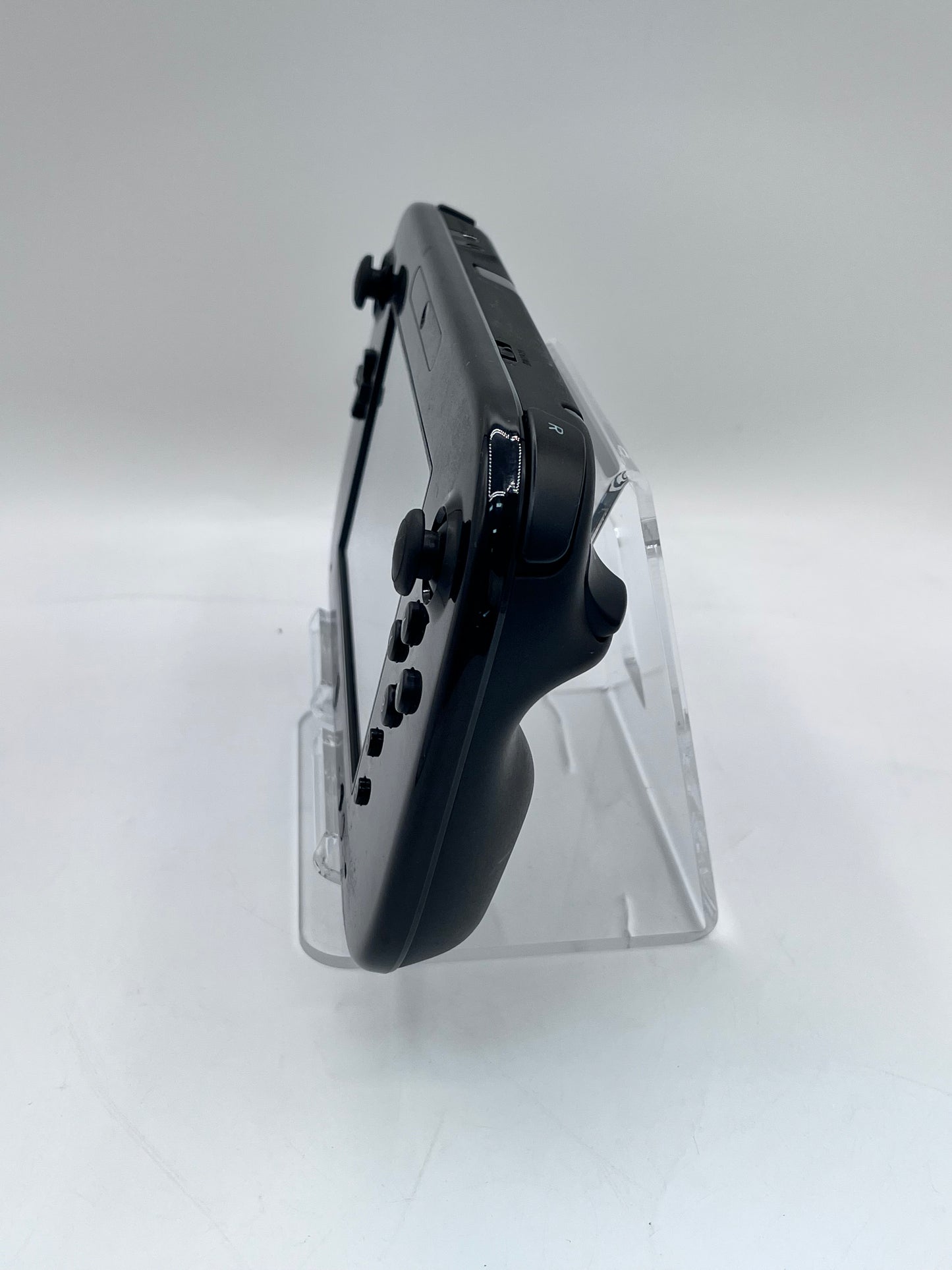 Nintendo Wii U WUP-010 2012 Video Game System with One Controller - Black