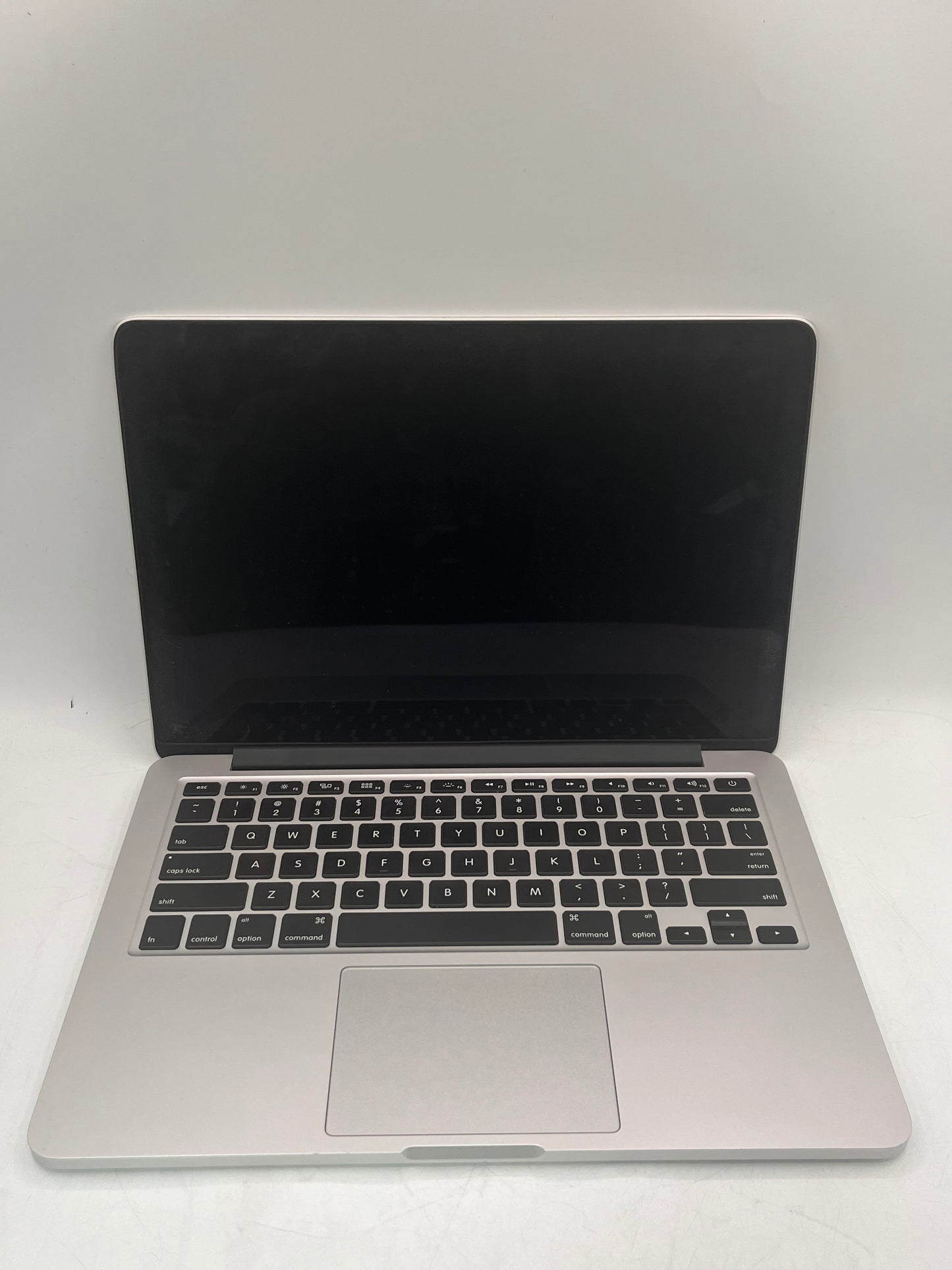 Apple MacBook Pro 13" A1502 2015 8GB 128GB Core i5 Silver