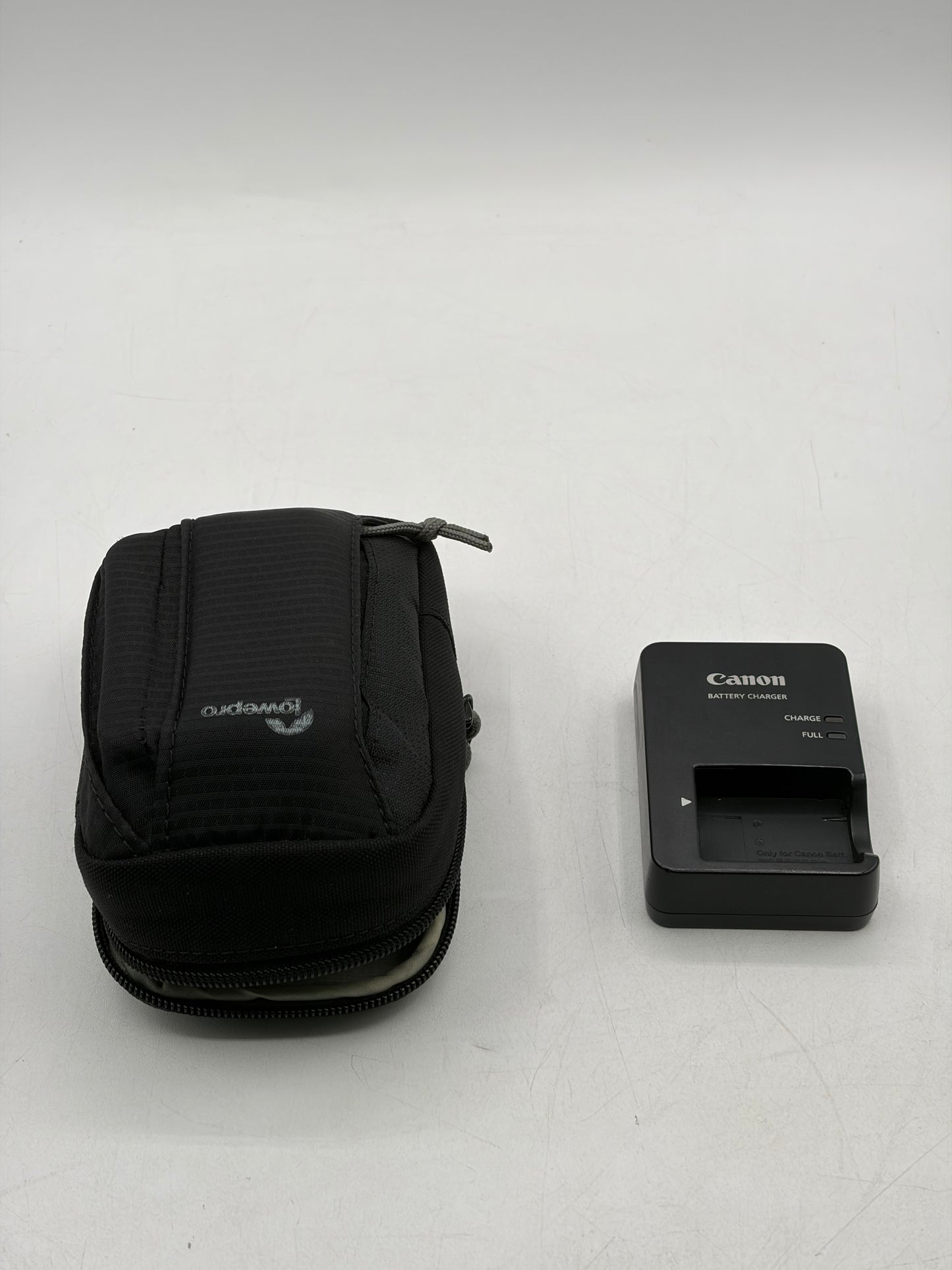 Canon PowerShot G7 X Mark II  20.1 MP 4.2x Optical Zoom Digital Camera Black
