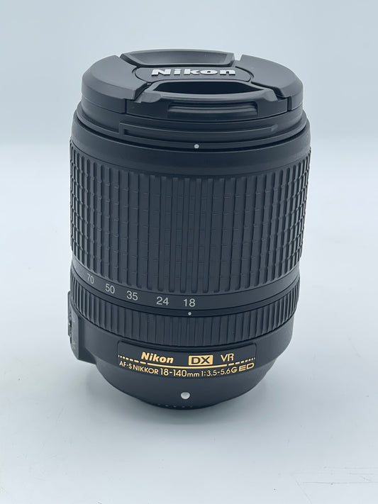Nikon AF-S DX NIKKOR 18-140mm f/3.5-5.6 G ED VR Excellent Condition