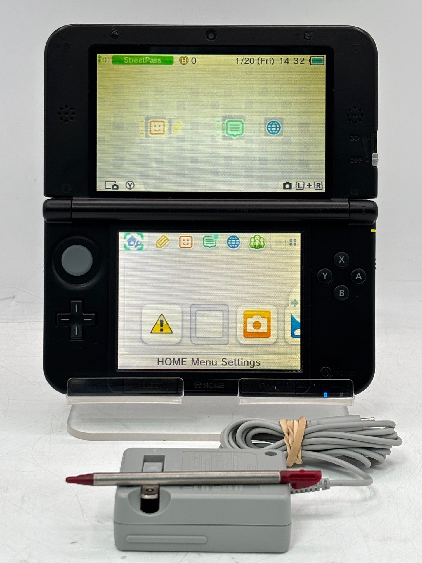 Nintendo 3DS XL SPR-001 4GB, 2012 (Black)