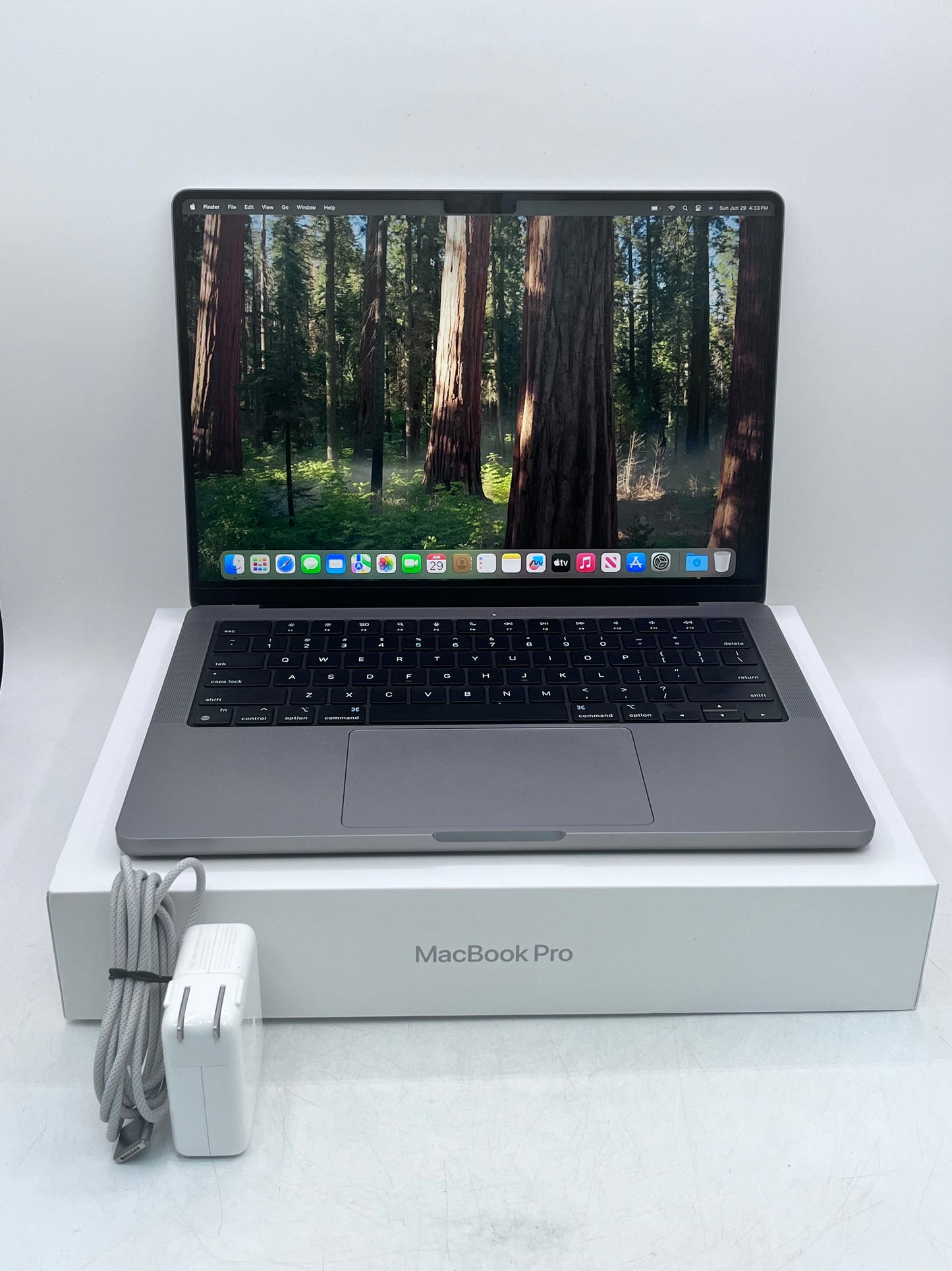 Apple 2023 MacBook Pro 14" MTL83LL/A A2918 M3 8-Core 8GB 1TB Space Gray - New Open Box