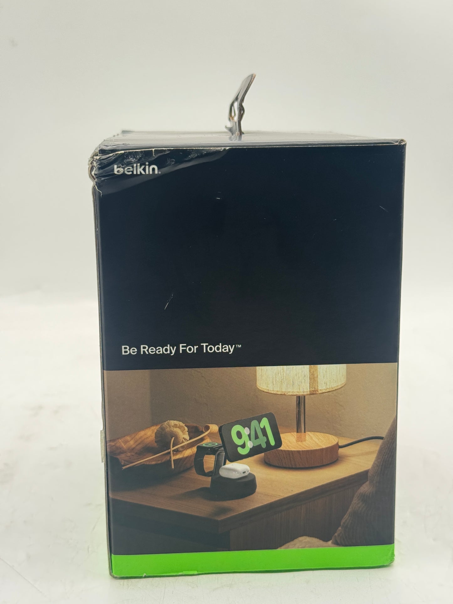 Belkin UltraCharge Pro 3-in-1 Magnetic Charging Dock Black New in Box