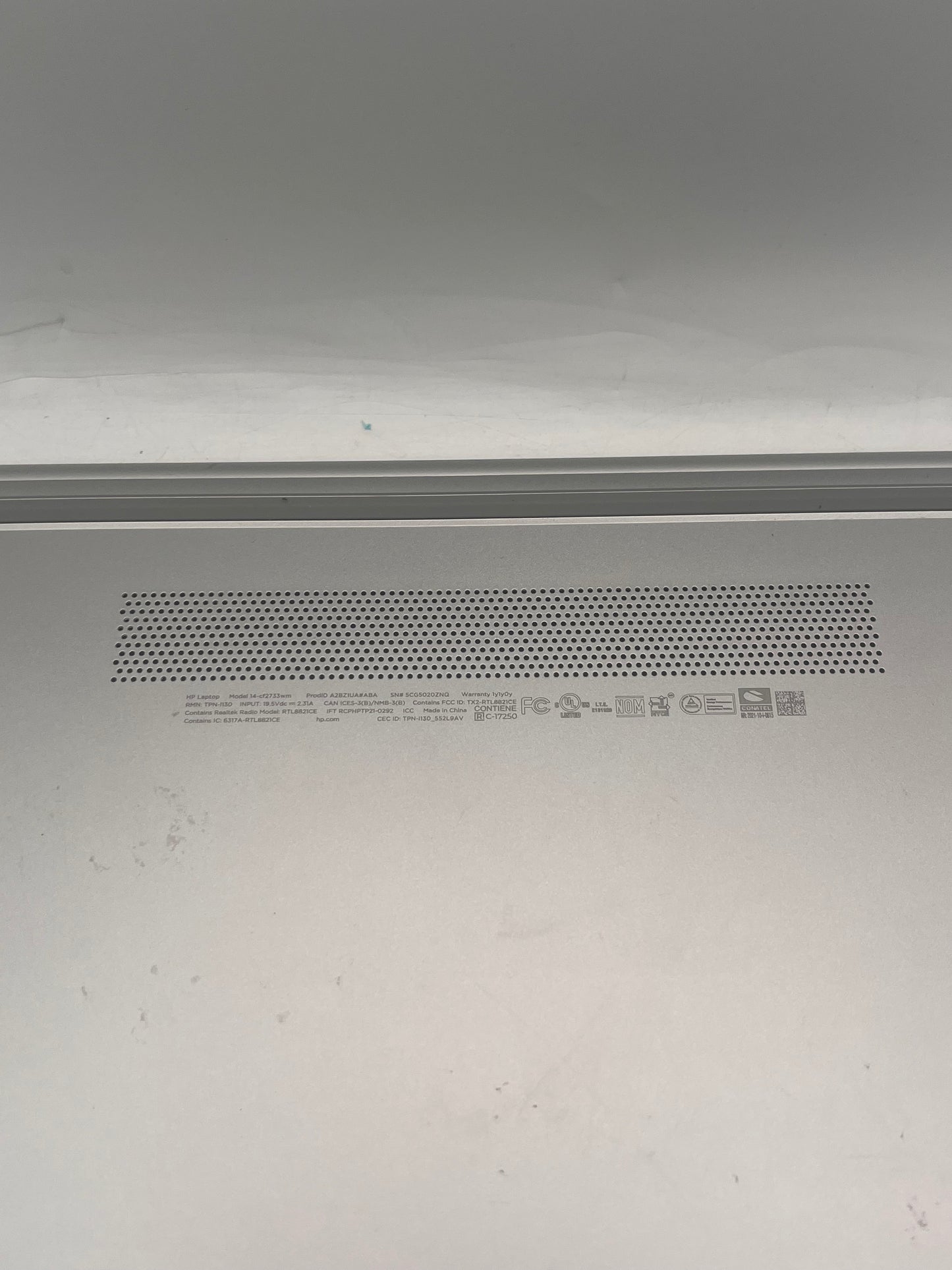 HP 14-CF2733WM 14" Laptop Intel Celeron 4GB RAM 64GB Silver NO OS