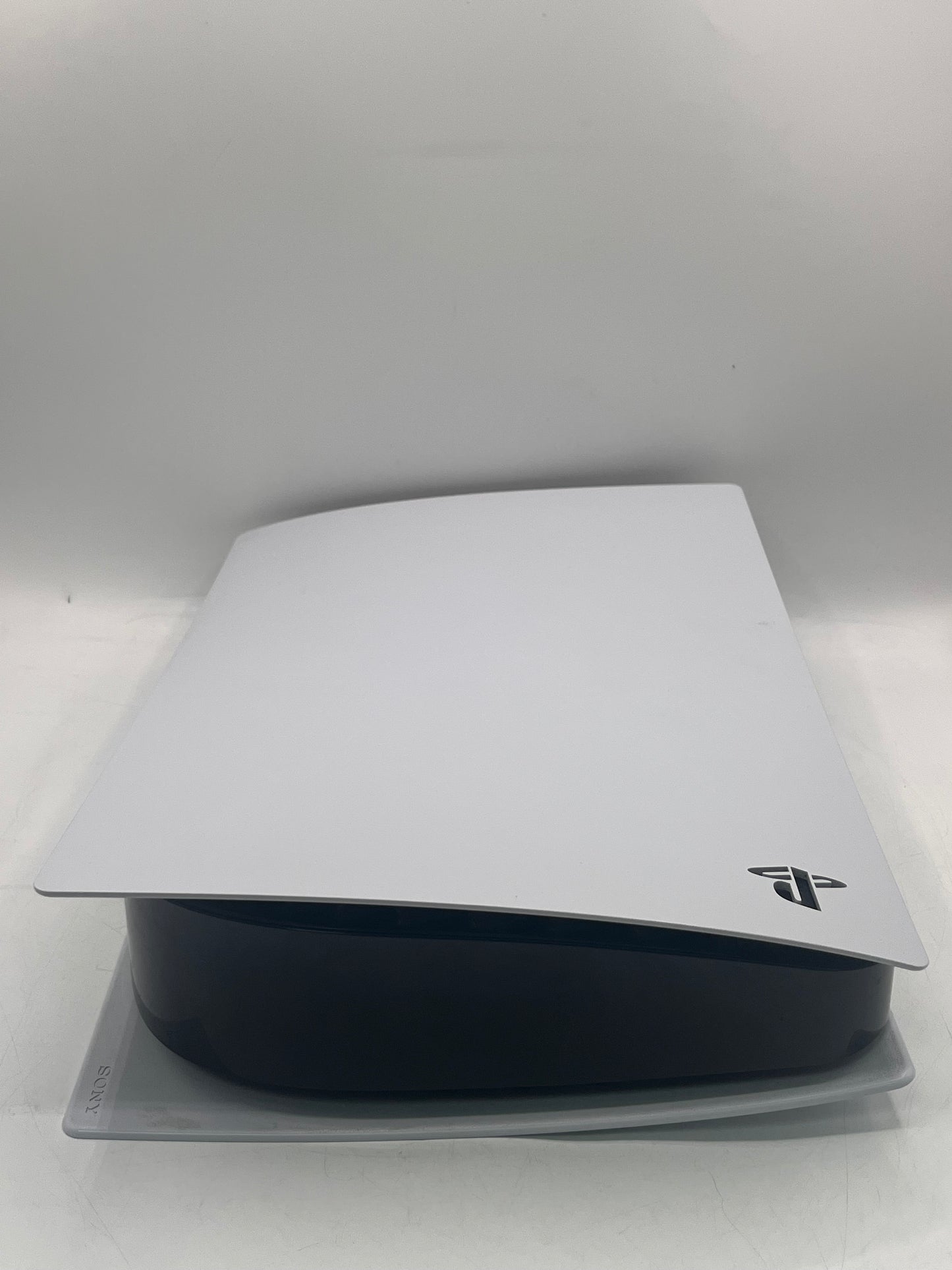 Sony PlayStation 5 Digital Edition CFI-1015B 825GB White w/ 1 Controller