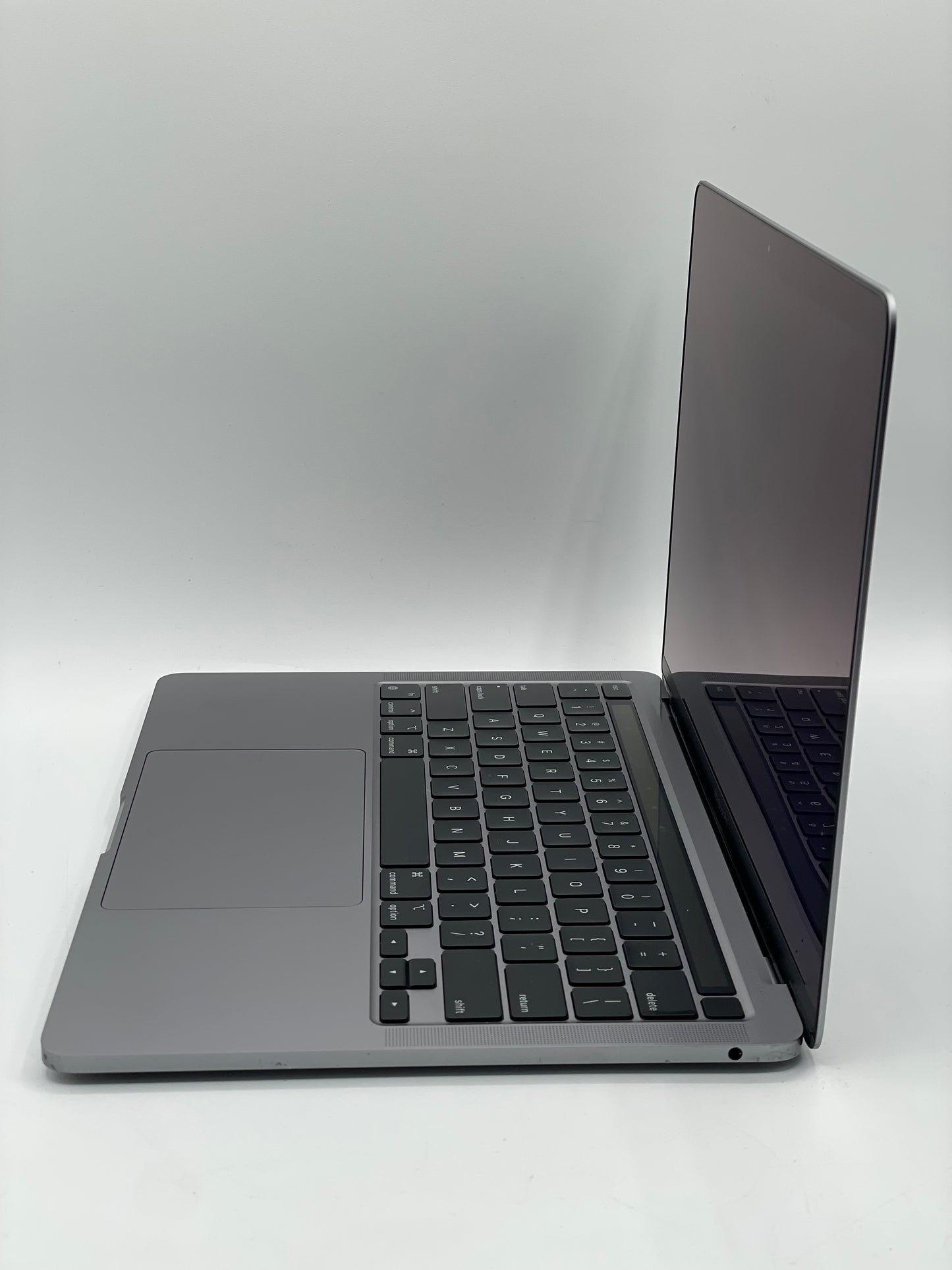 2022 Apple MacBook Pro 13.3" 8C M2 10C GPU 8GB 256GB A2338 84 Cycle Count SG