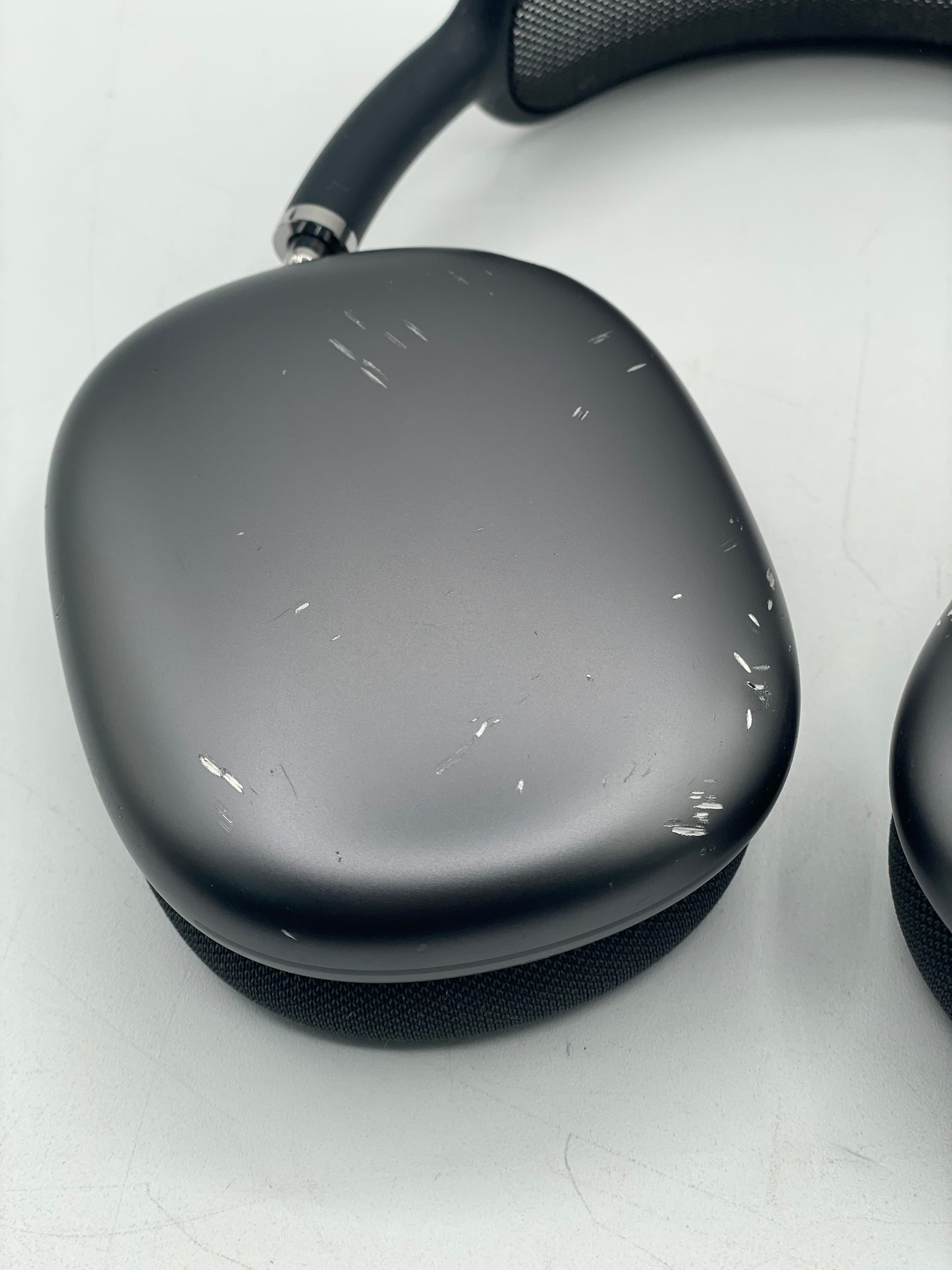 Apple AirPods Max Wireless Over-Ear Headset A2096 MGYH3AM/A -  Space Gray