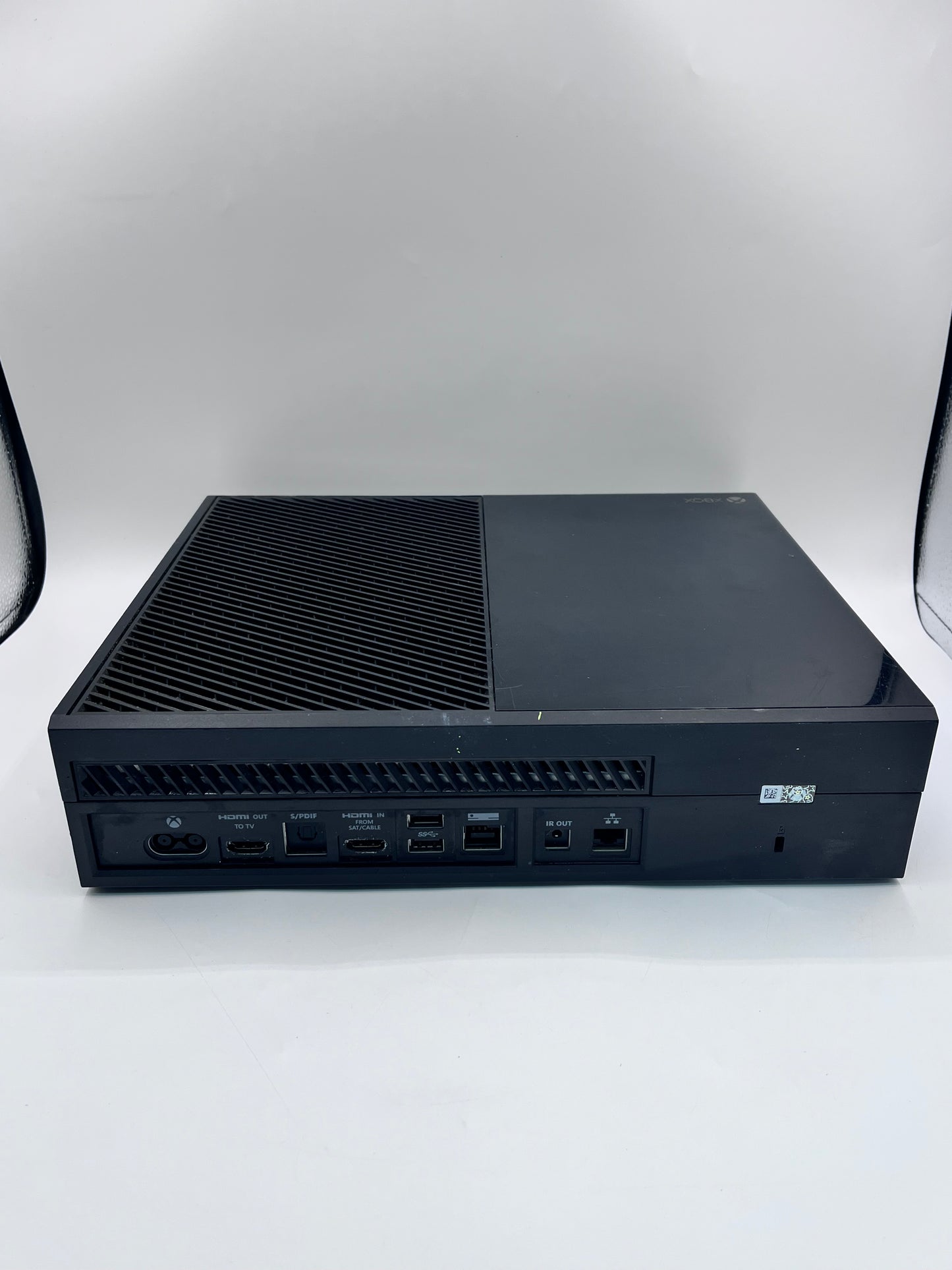 Microsoft Xbox One 500GB 1540 Console with Kinect Accessory
