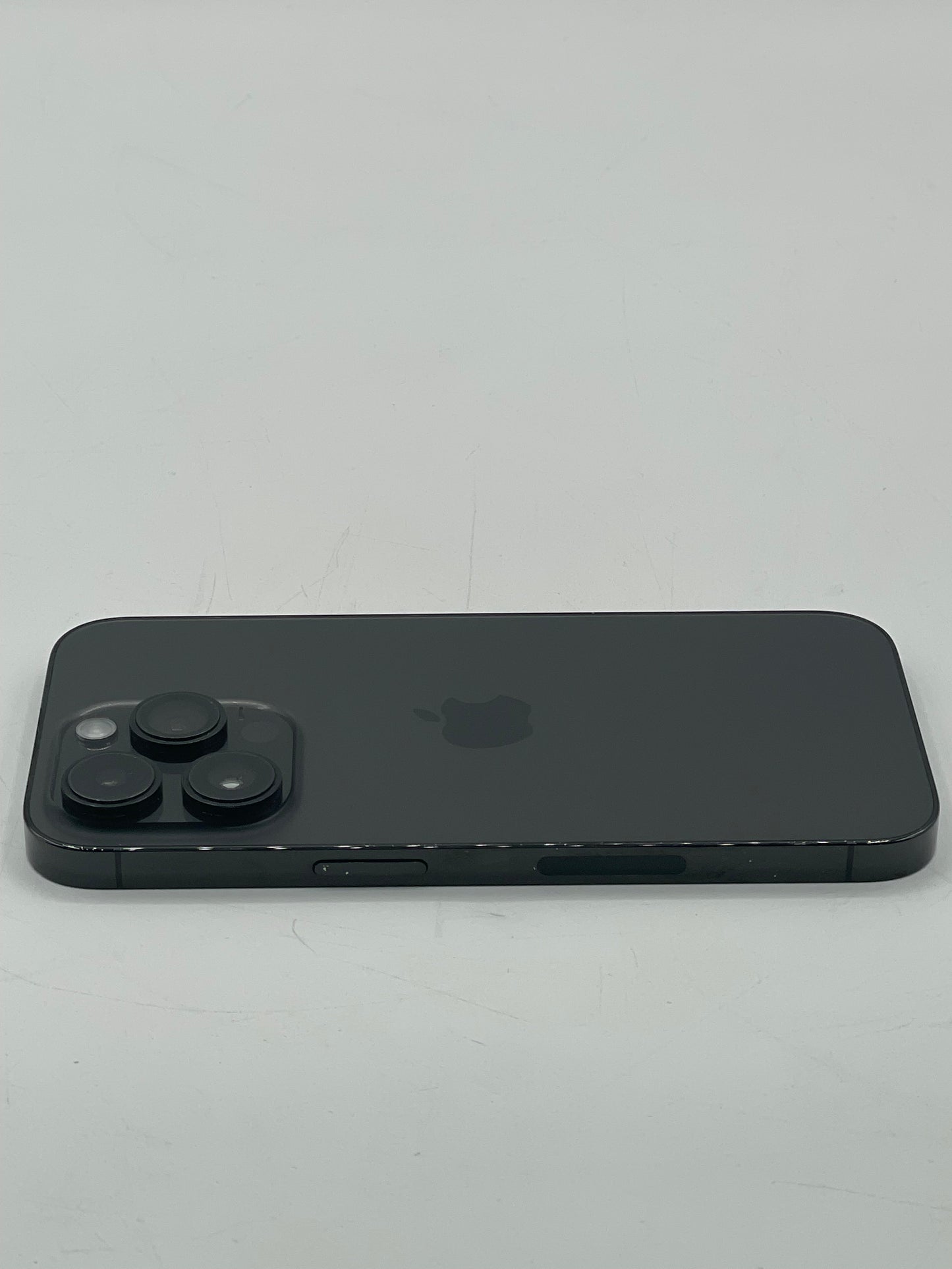 Unlocked Apple iPhone 14 Pro 6.1" 256GB Black A2650 MQ0N3LL/A