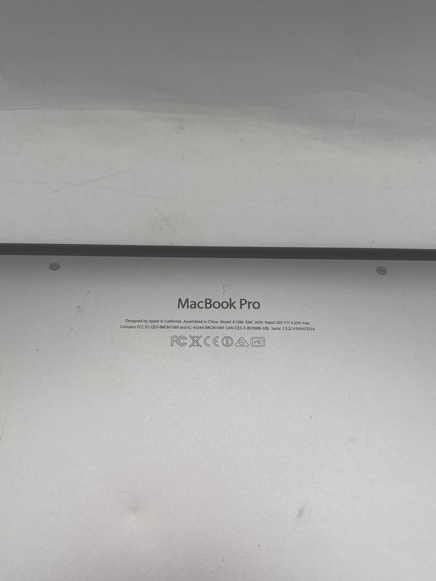 Apple MacBook Pro 15" A1398 2013 Core i7 8GB 256GB Silver