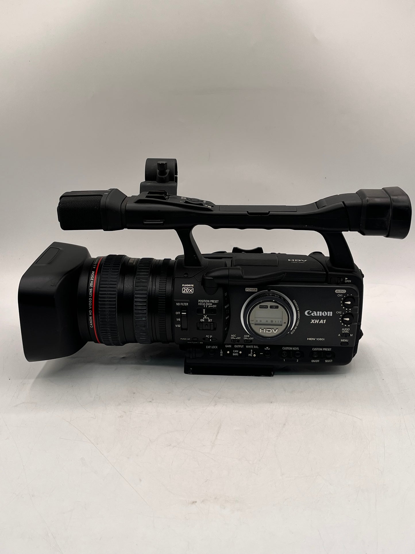 Canon XH A1 HDV 1080i Pro Camcorder Bundle  Black