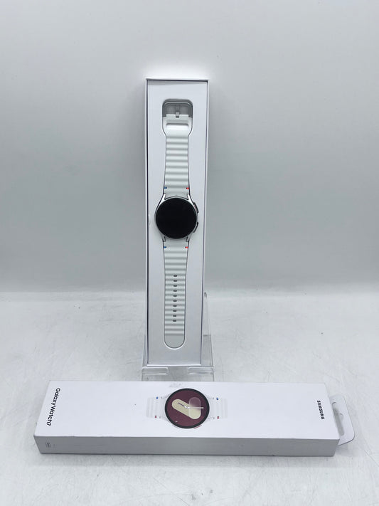 Unlocked  Samsung Galaxy Watch 7 40mm  - Silver