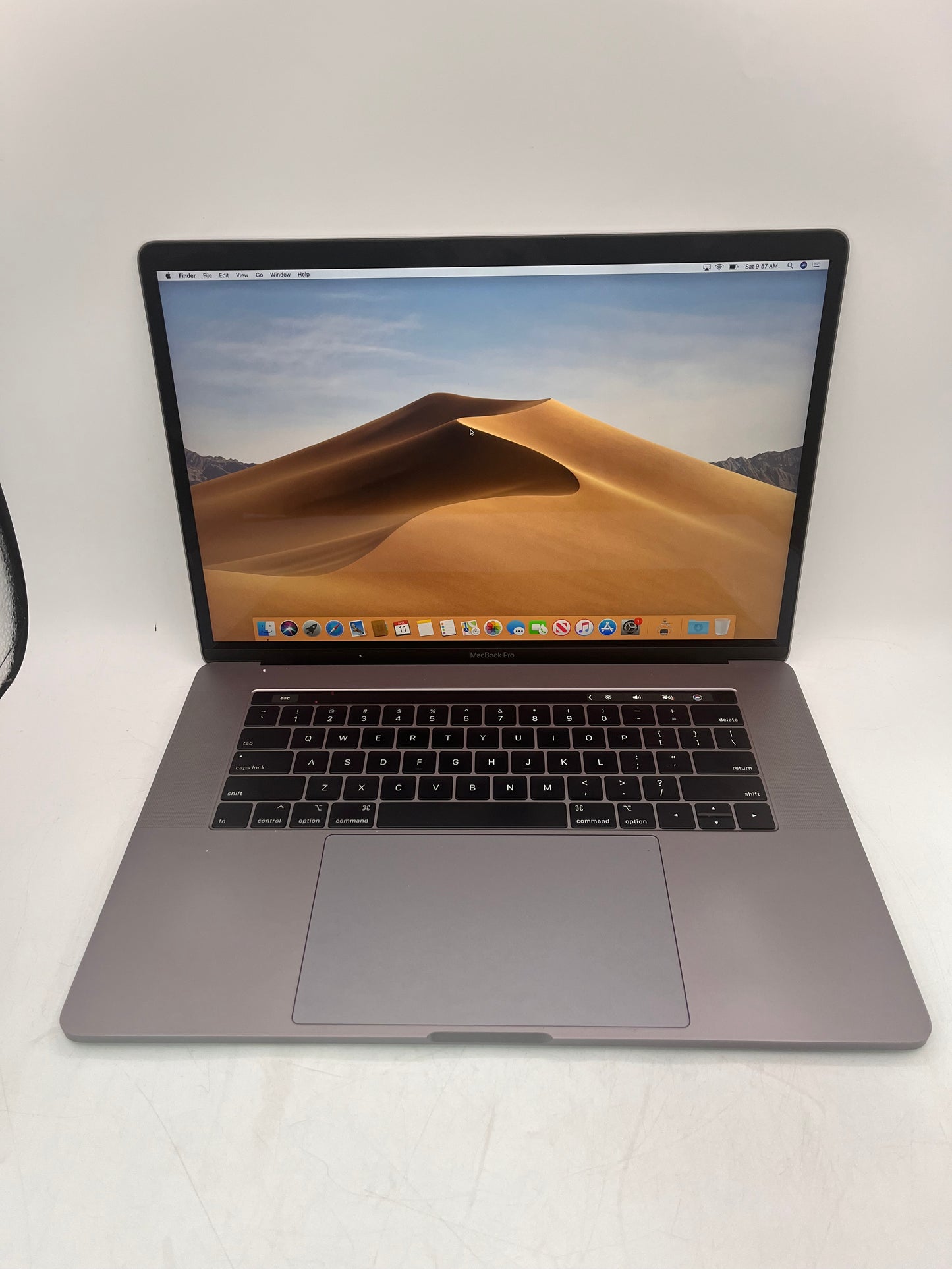 Apple MacBook Pro 15" A1990 2018 Core i9 32GB 512GB Space Gray
