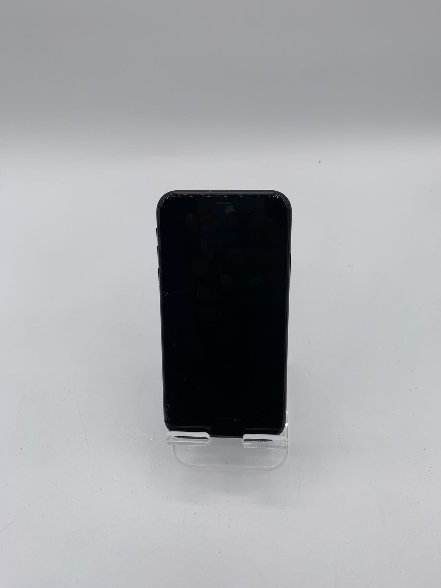 Unlocked Apple iPhone XR 64GB Black CRACKED