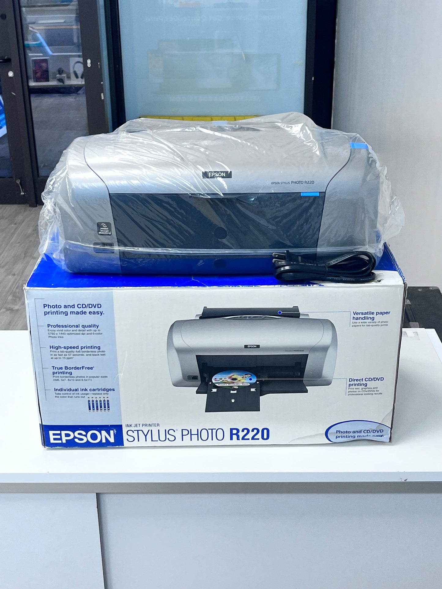 Epson Stylus R220 Printer - Black