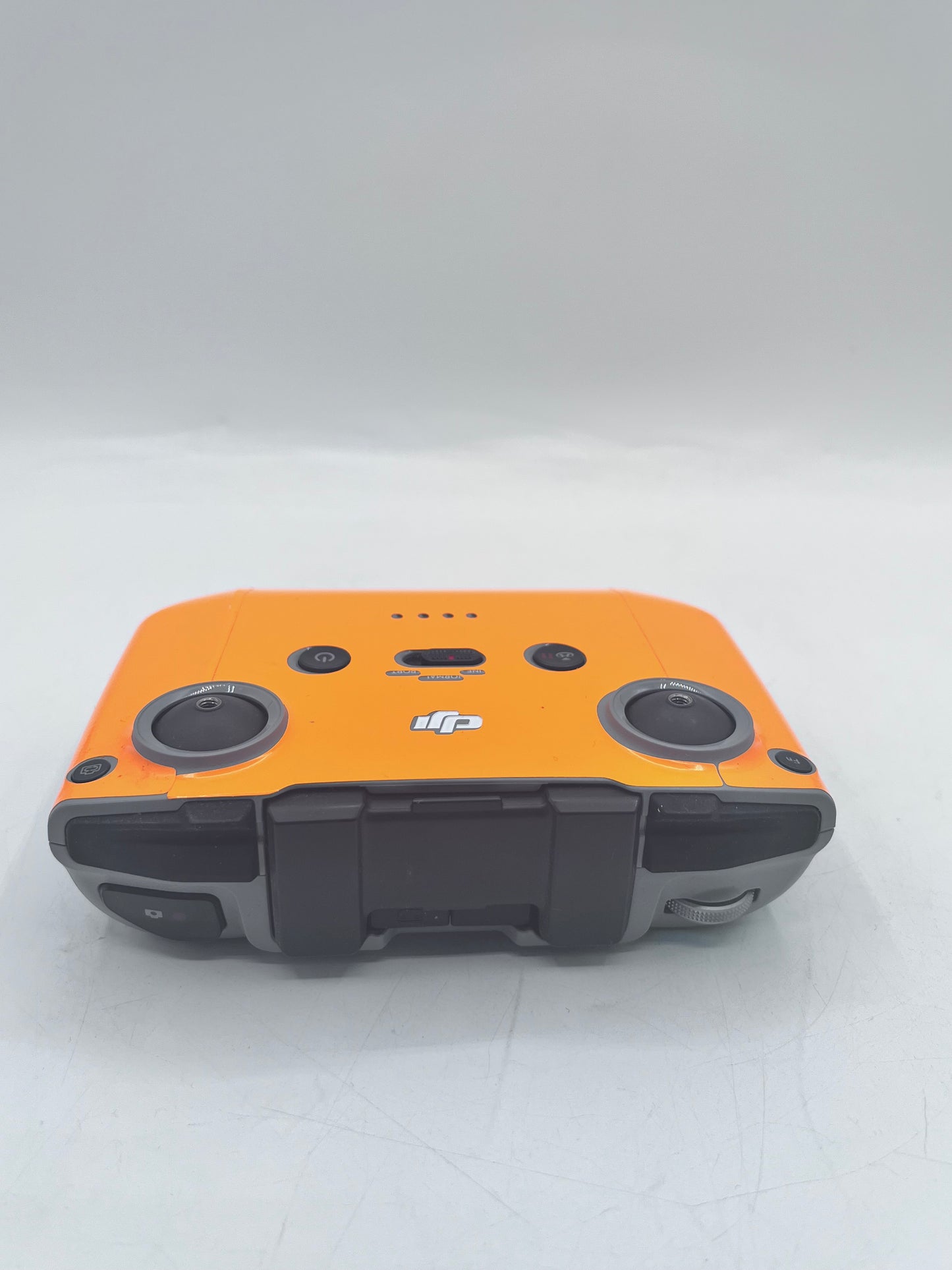 DJI Mavic Mini 1 Drone w/ 3 batteries, Charging Hub, Carry Bag Excellent Condition