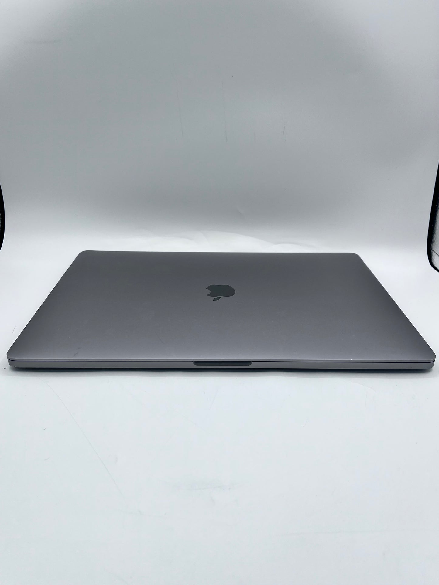 Apple MacBook Pro 16" A2141 2019 - Space Gray