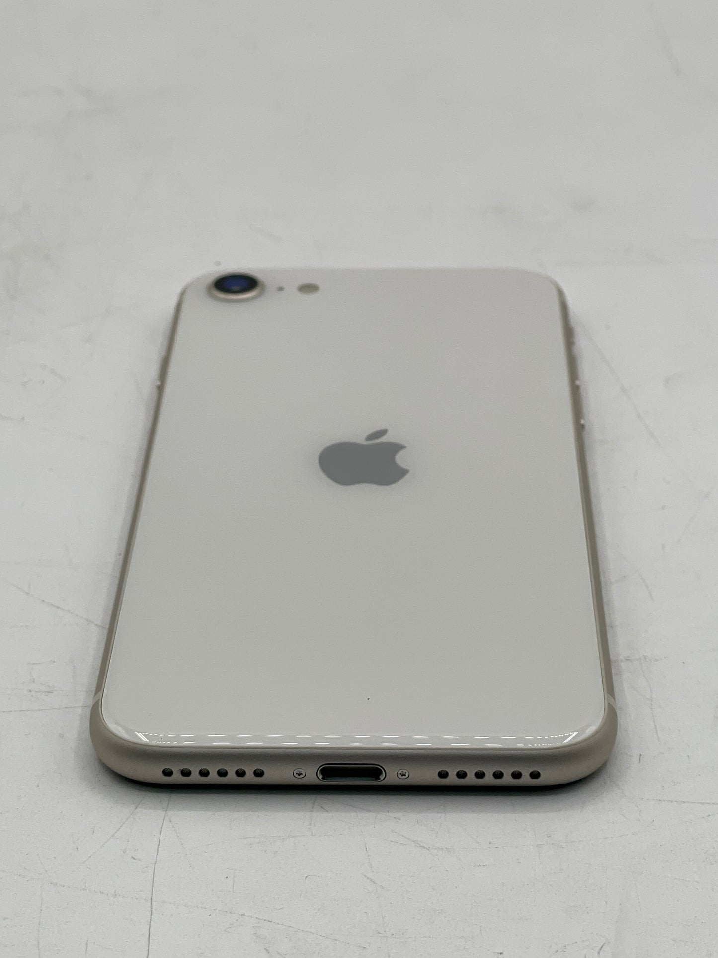 Apple iPhone SE 3rd Gen 64GB Unlocked Starlight MMX53LL/A A2595 BH 100%