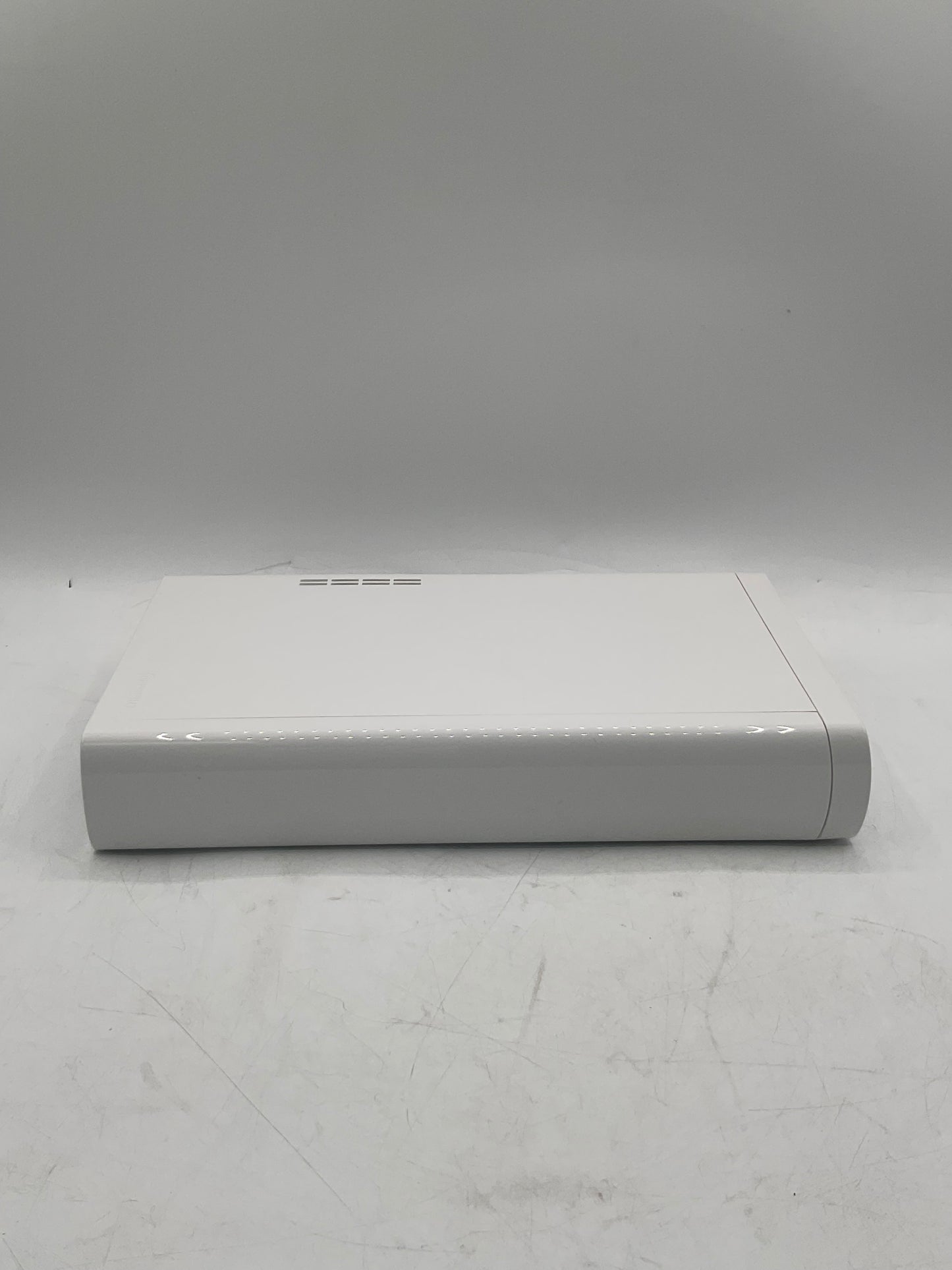 Nintendo Wii U (WUP-001) 32GB 2012 Video Game System White