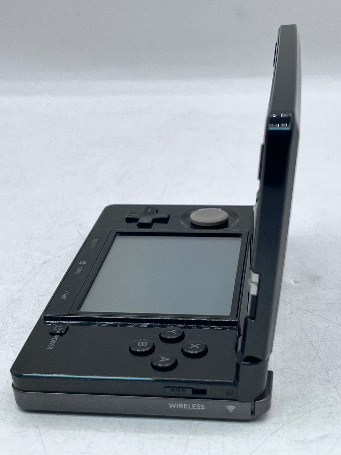 Nintendo 3DS CTR-001 2011 Handheld System - Black