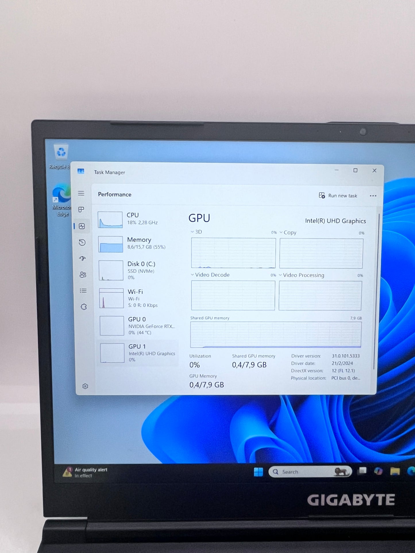 Gigabyte RC555 Laptop Intel i7-12650H RTX 4060 16GB 500GB - Black