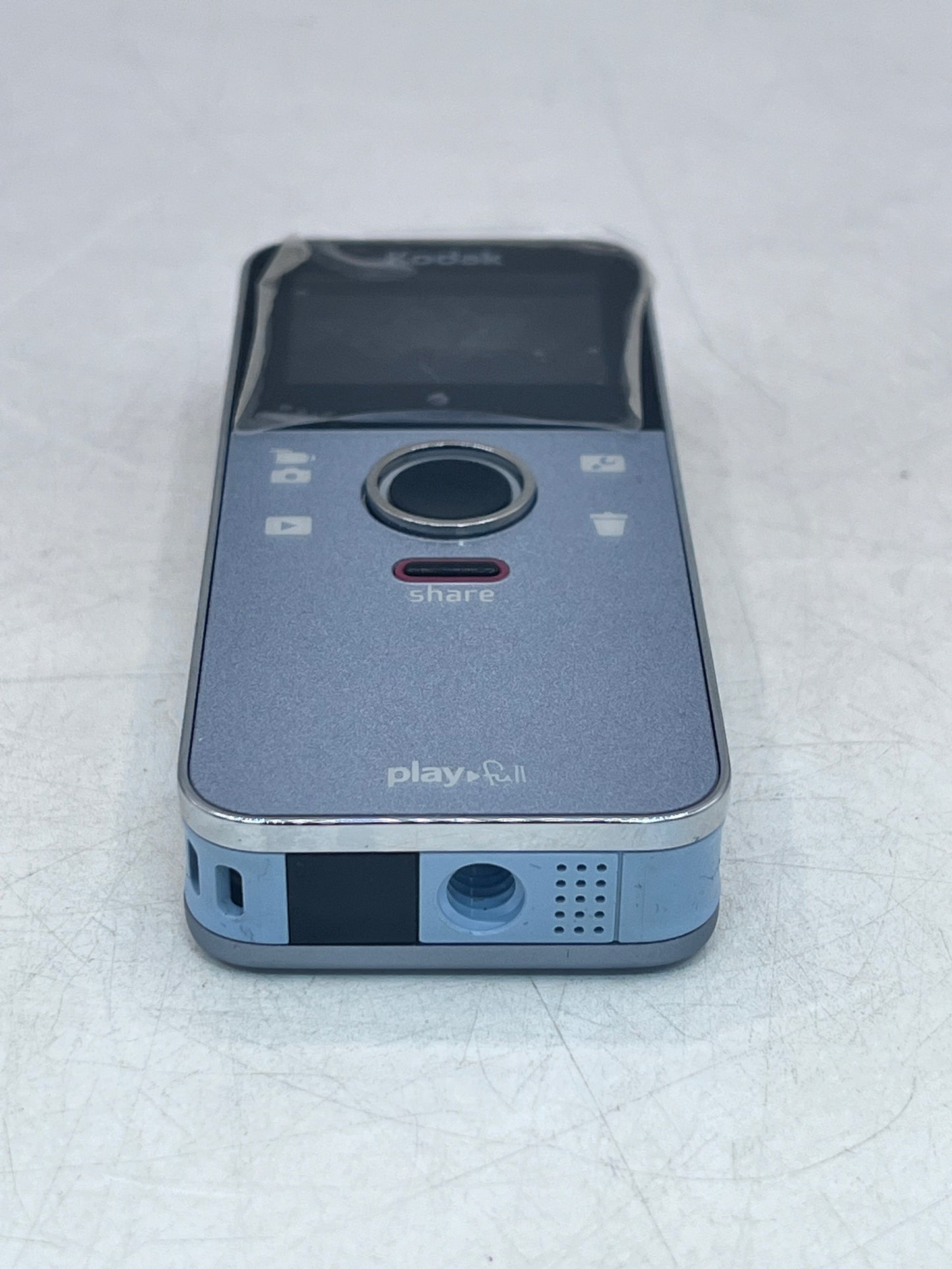 Kodak Playfull Model Ze1 Video Camera Full 1080p - Silver