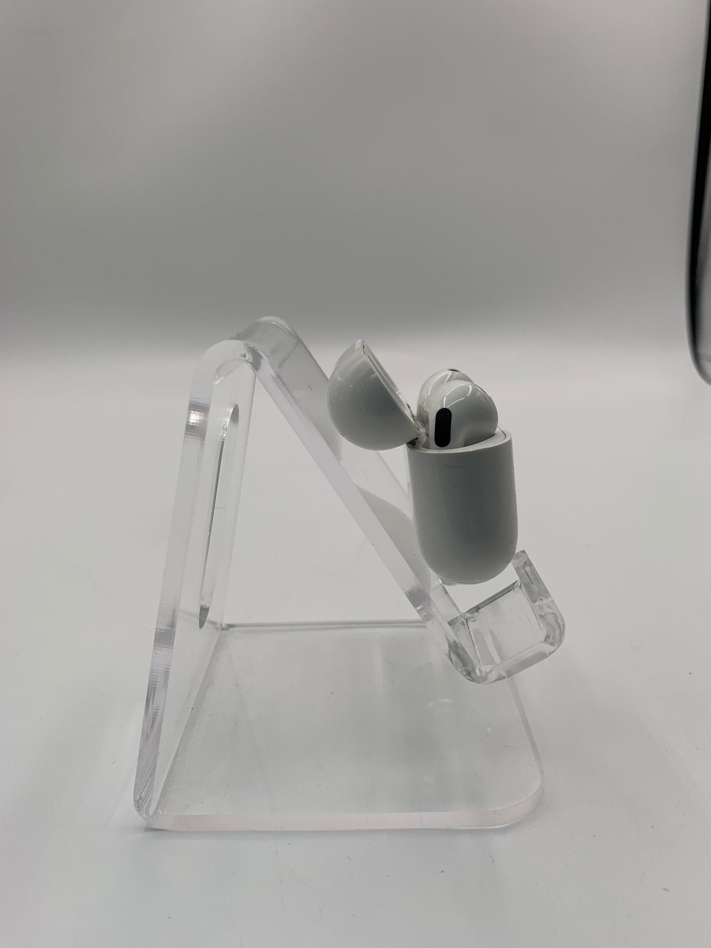 Apple AirPods (4th Gen)  MXP93LL/A A3058 A3059 A3053 -  Complete Set